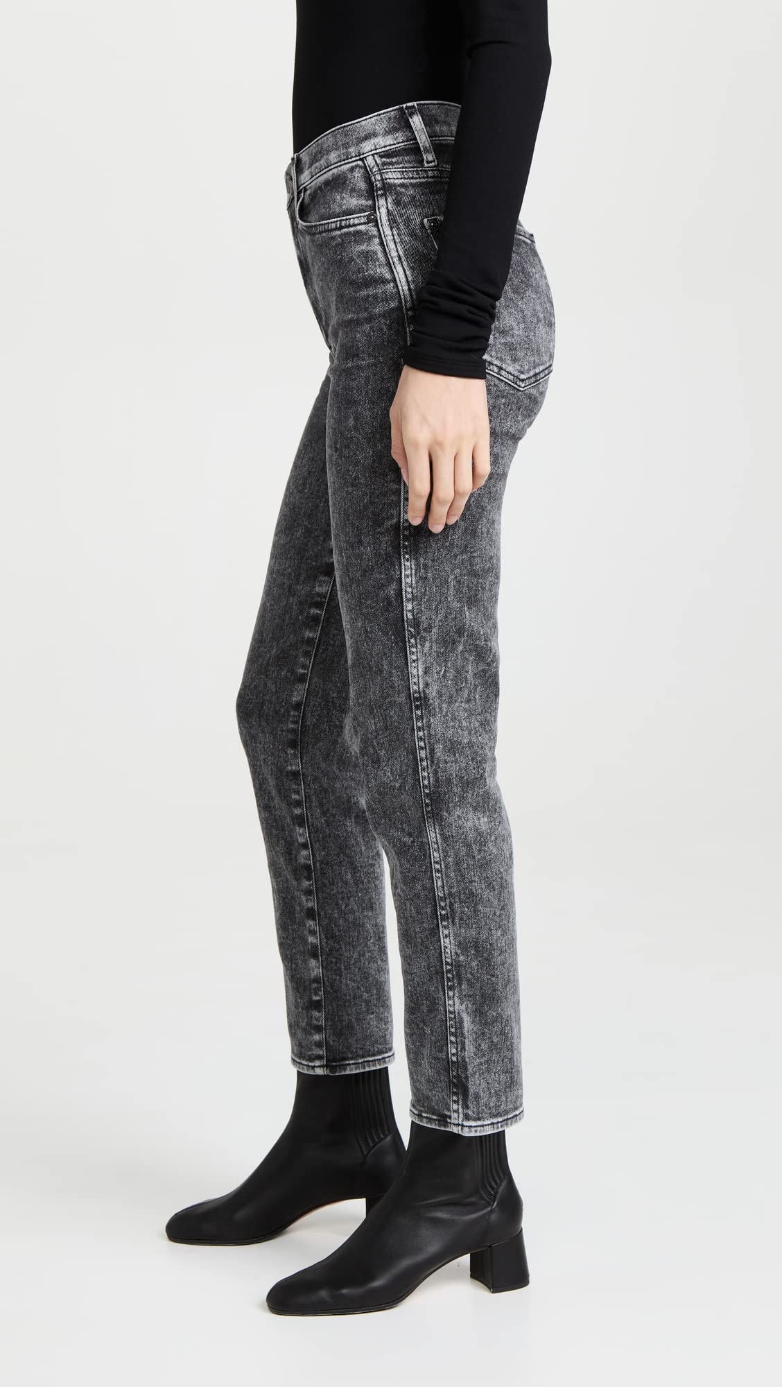 7 For All Mankind Women's High Waist Cropped Straight Jeans - Slimming Denim Pants for Casual Wear & Everyday Outfits | Perfect for Work, Date Night & Weekend Looks