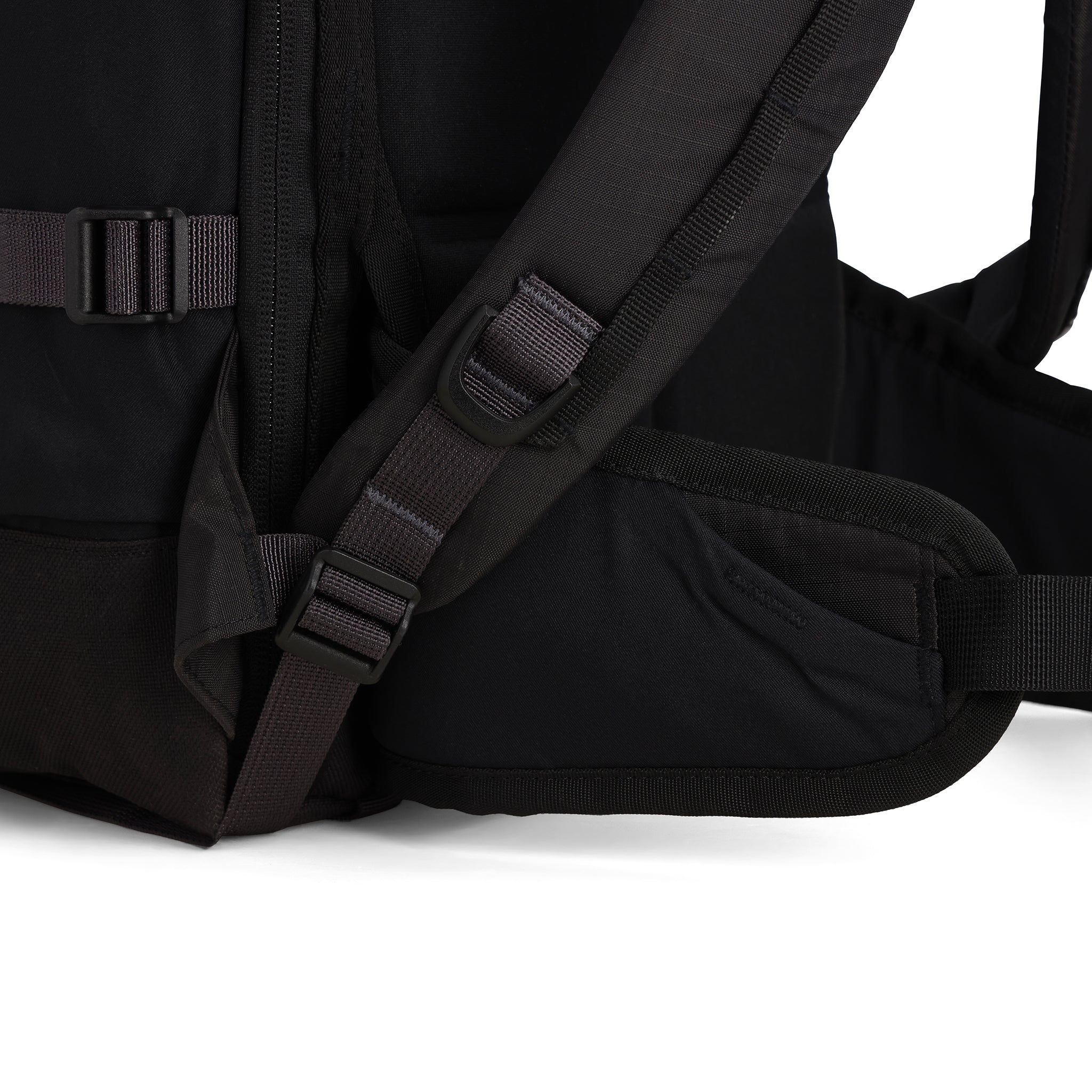 Rover Trail Pack 22L - Lightweight Hiking Backpack for Men & Women - Perfect for Day Hikes, Camping & Outdoor Adventures