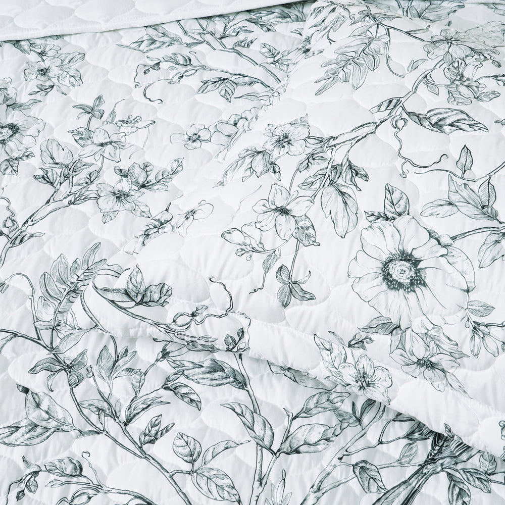 Gracie White Bedspread Set - Queen Size Bedding with Embroidered Design | Soft & Breathable Cotton Coverlet for Double Bed | Perfect for Master Bedroom, Guest Room & Hotel Decor