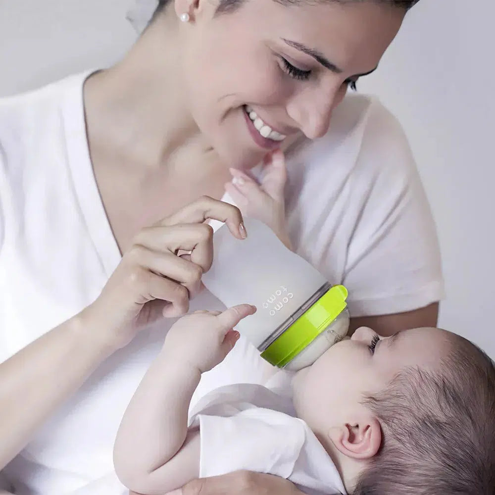ComoTomo 5oz Silicone Baby Bottles (2 Pack) - BPA-Free, Anti-Colic, Easy-Grip - Perfect for Newborns & Infants - Ideal for Travel, Daycare & On-the-Go Feeding