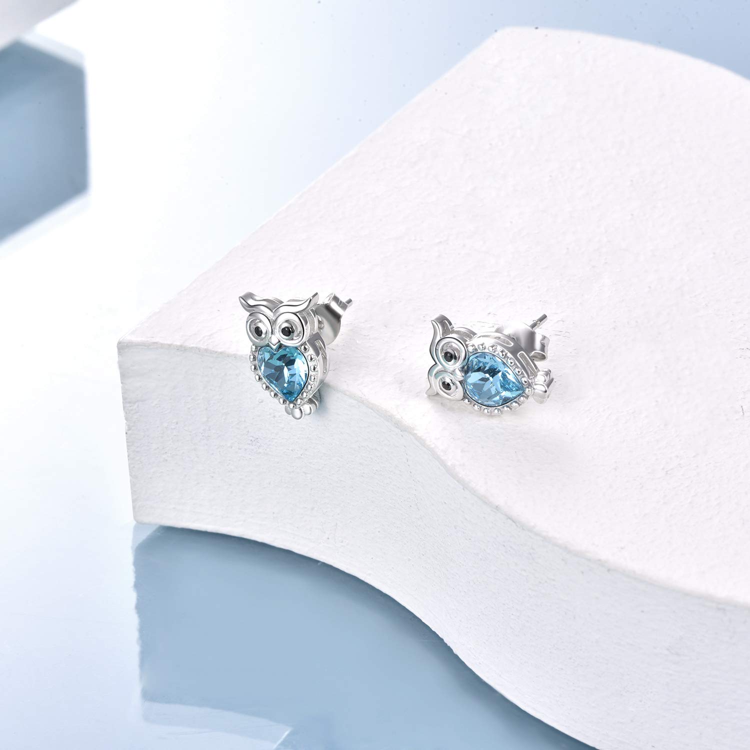 WINNICACA Sterling Silver Moonstone Stud Drop Earrings for Women - Elegant Animal Jewelry Gift for Birthday, Christmas | Perfect for Casual Wear, Office & Special Occasions