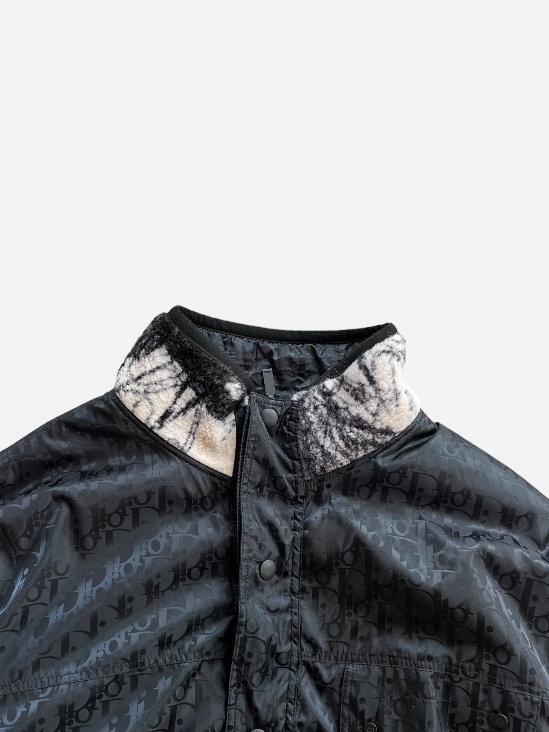 Dior Black Oblique Reversible Fleece Jacket for Men & Women - Stylish Winter Outerwear for Fashion & Outdoor Activities