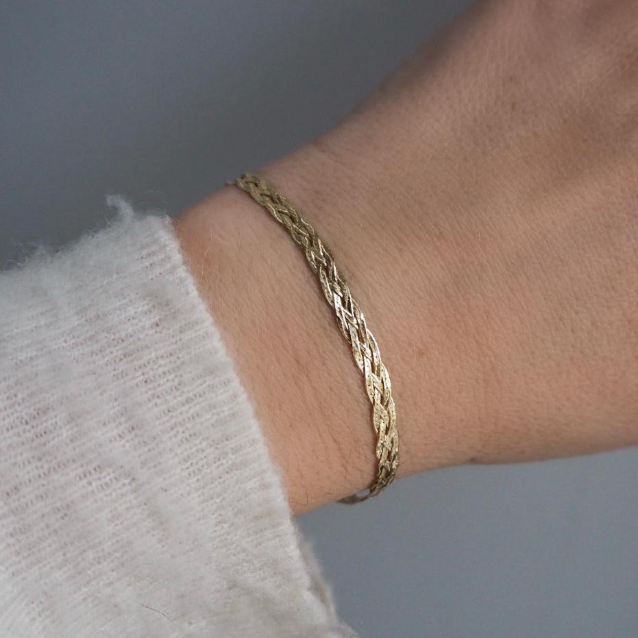 Diamond Cut Braid Chain Bracelet for Women - 14K Gold Plated Stainless Steel Jewelry - Perfect for Parties, Weddings & Everyday Wear