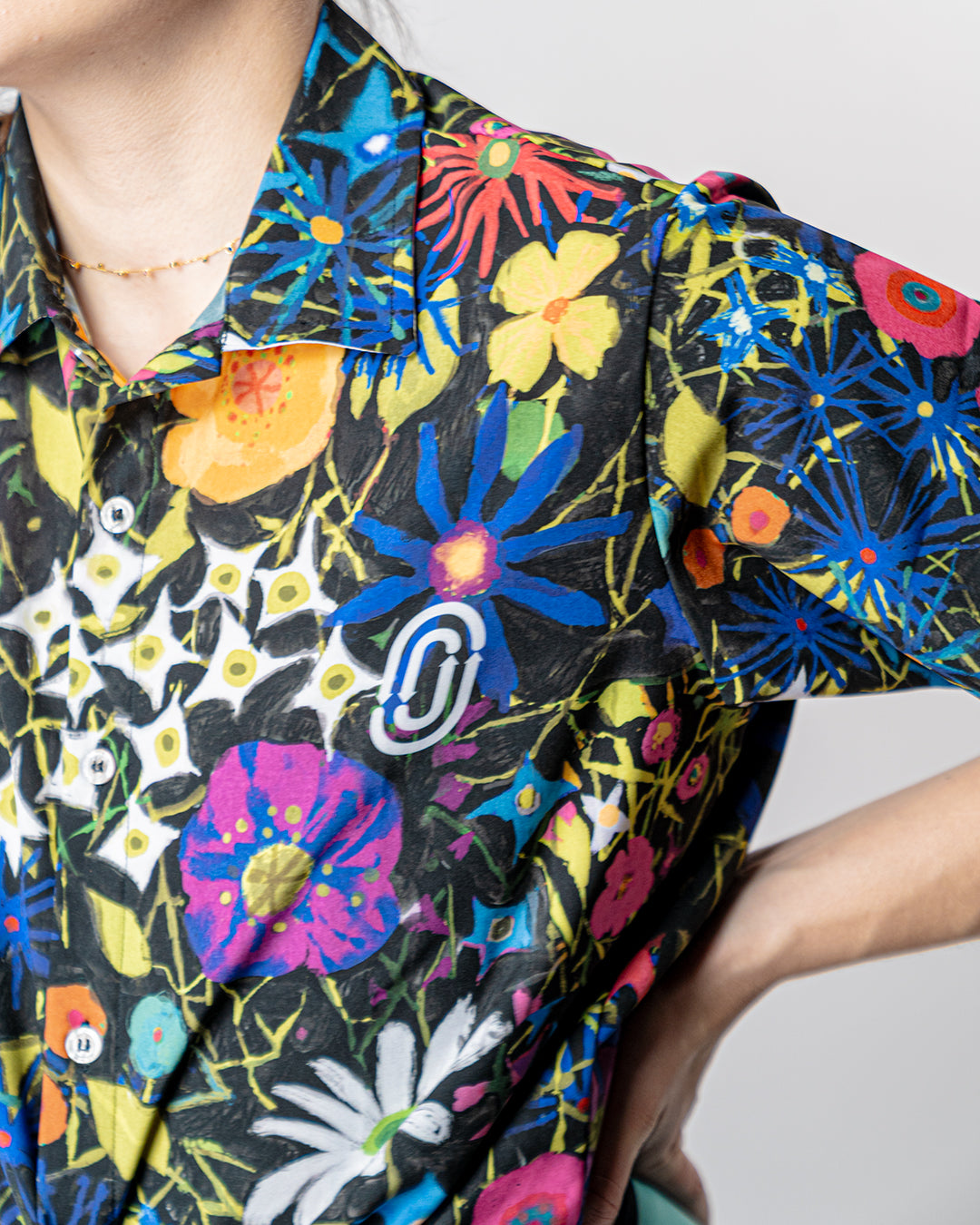 Stylish Fiori Notturni Resort Shirt for Men - Tropical Vacation & Summer Beachwear - Perfect for Hawaiian Shirts, Pool Parties, and Island Getaways