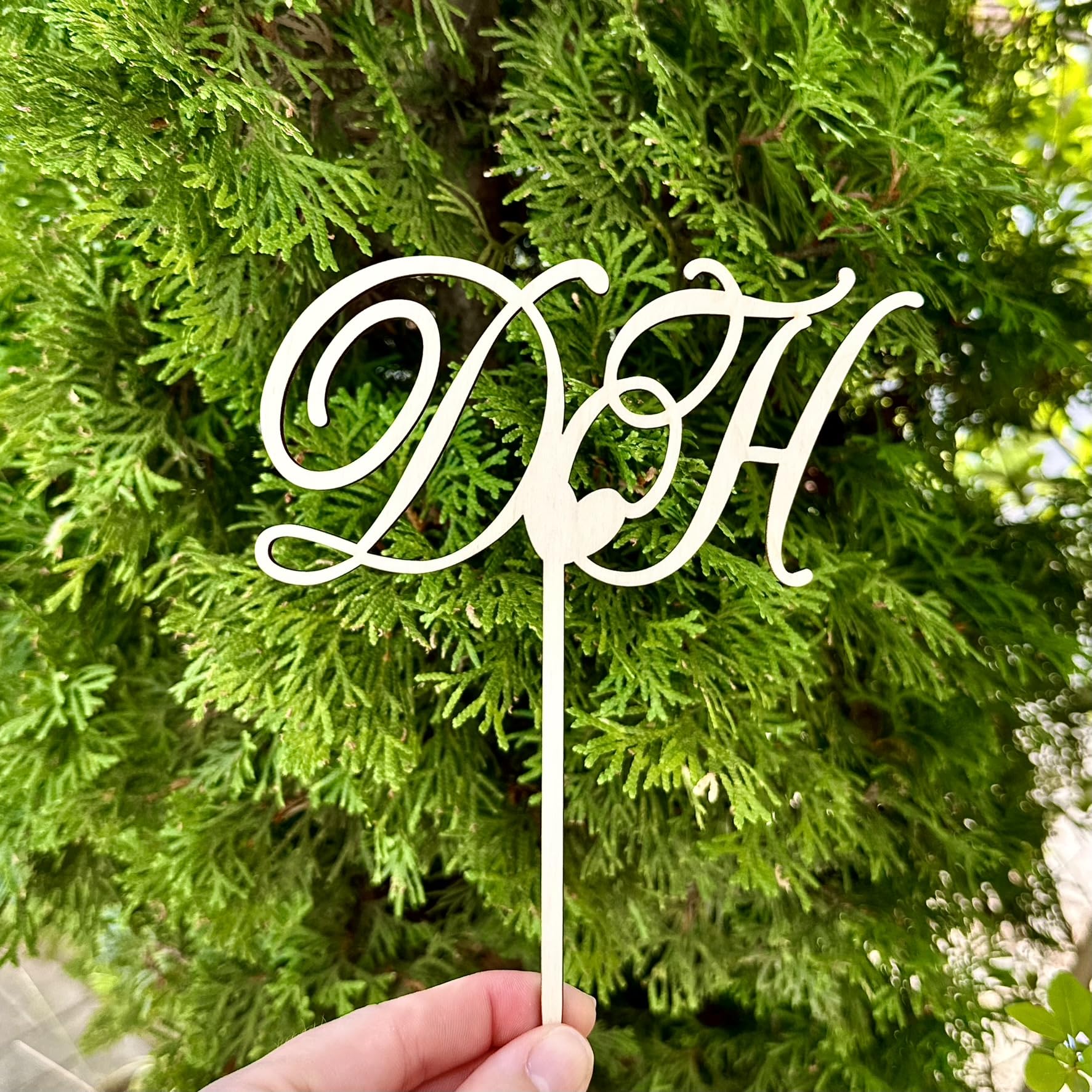 Custom Initials Wedding Cake Topper - Personalized Love Heart Cake Topper for Weddings, Anniversaries & Romantic Celebrations