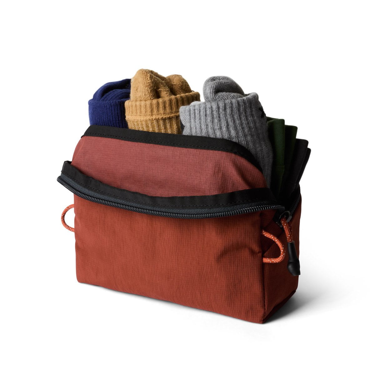 Bellroy Lite Packing Pouch 2L - Ultra Lightweight Travel Organizer for Toiletries, Electronics & Accessories | Perfect for Carry-On Luggage, Weekend Trips & Minimalist Packing