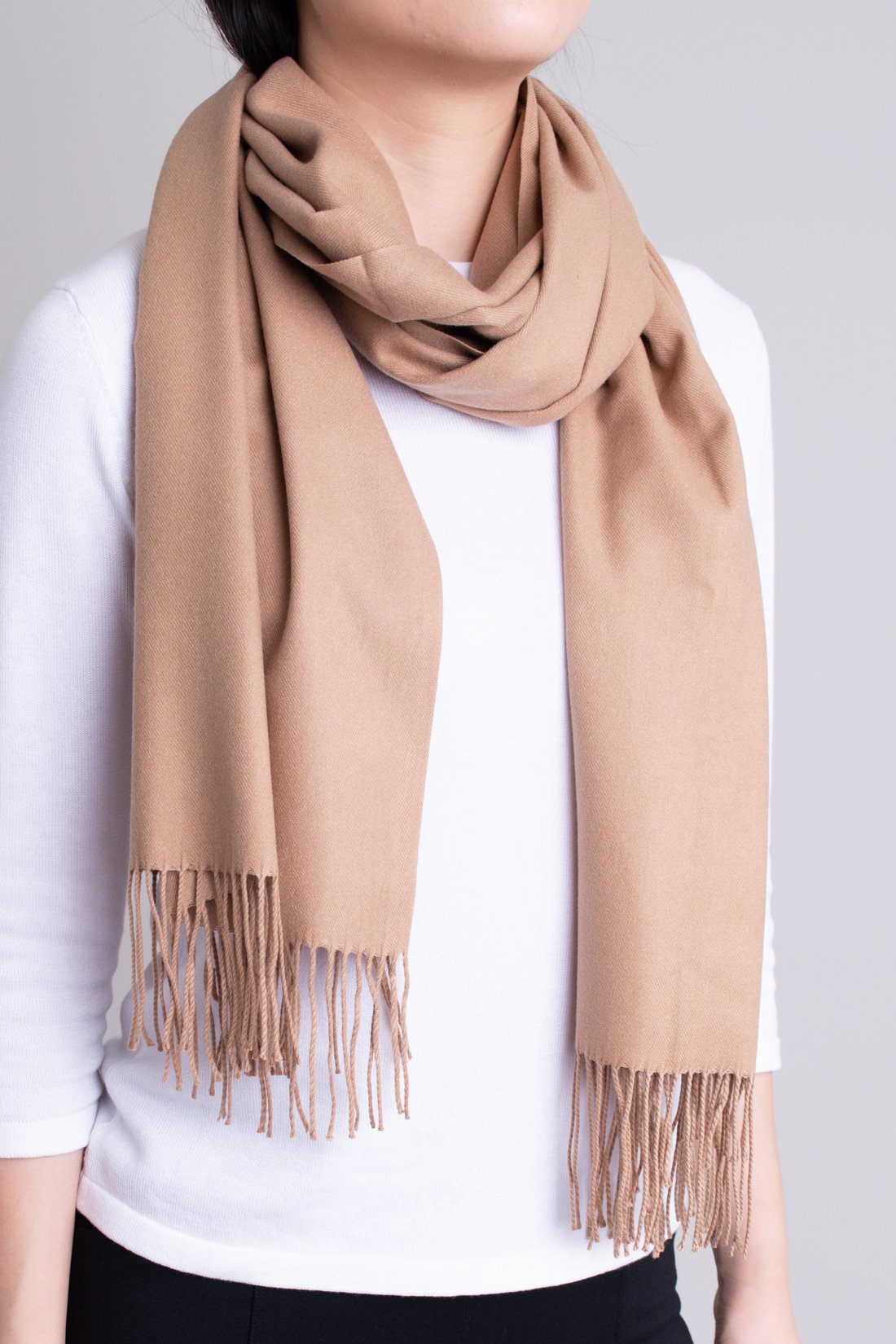 Soft & Cozy Beige Scarf for Women - Winter Warm Knitted Fashion Accessory - Perfect for Cold Weather, Office & Outdoor Activities