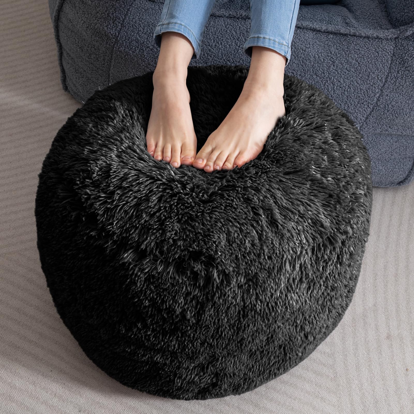MAXYOYO Round Stuffed Pouf Ottoman - Long Faux Fur Footrest with Foam Chunk Filling, Black - Perfect for Living Room, Bedroom & Nursery Decor