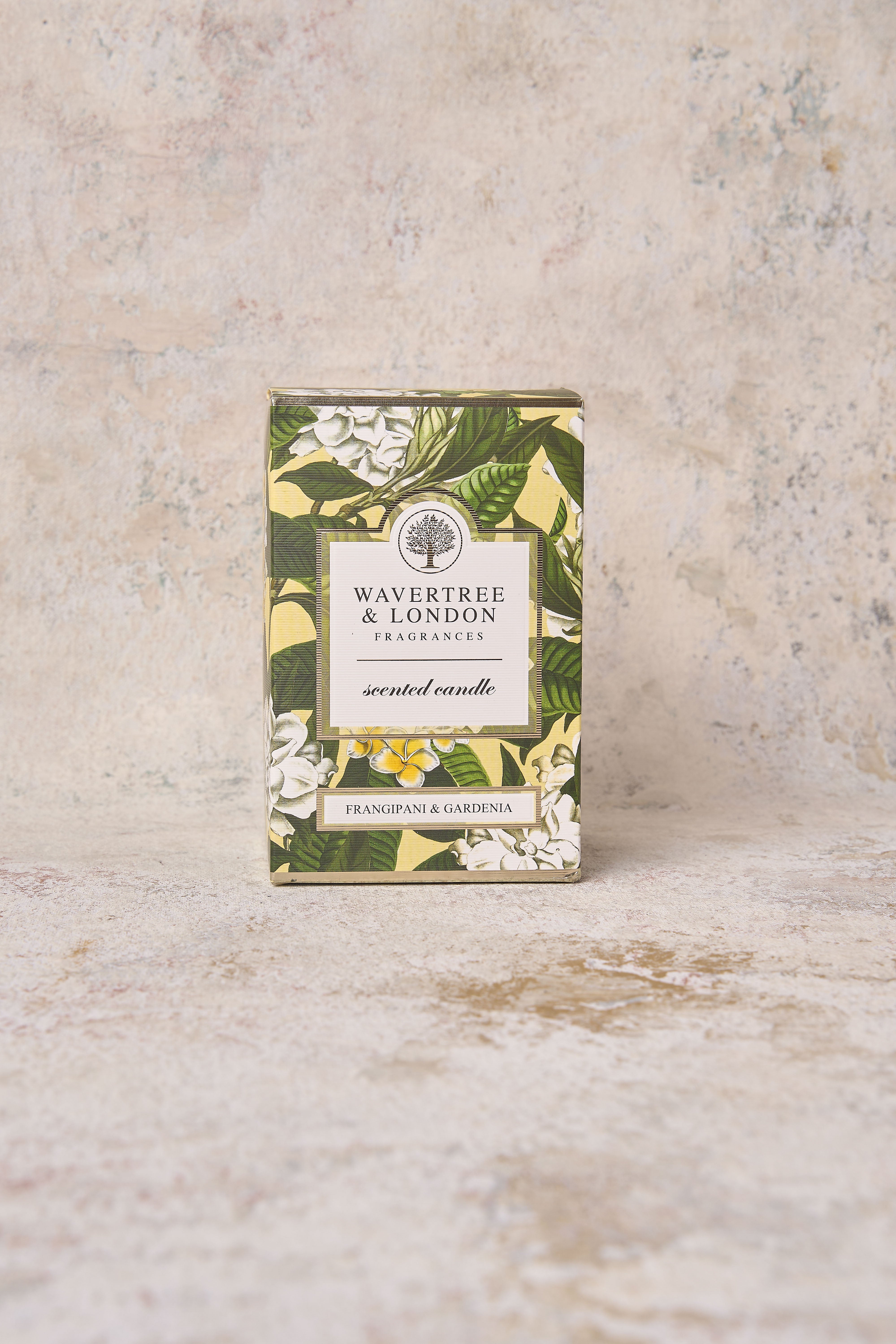 Wavertree & London Frangipani and Gardenia Scented Candle - Long Lasting Aromatherapy Candle for Home, Spa, Yoga & Relaxation
