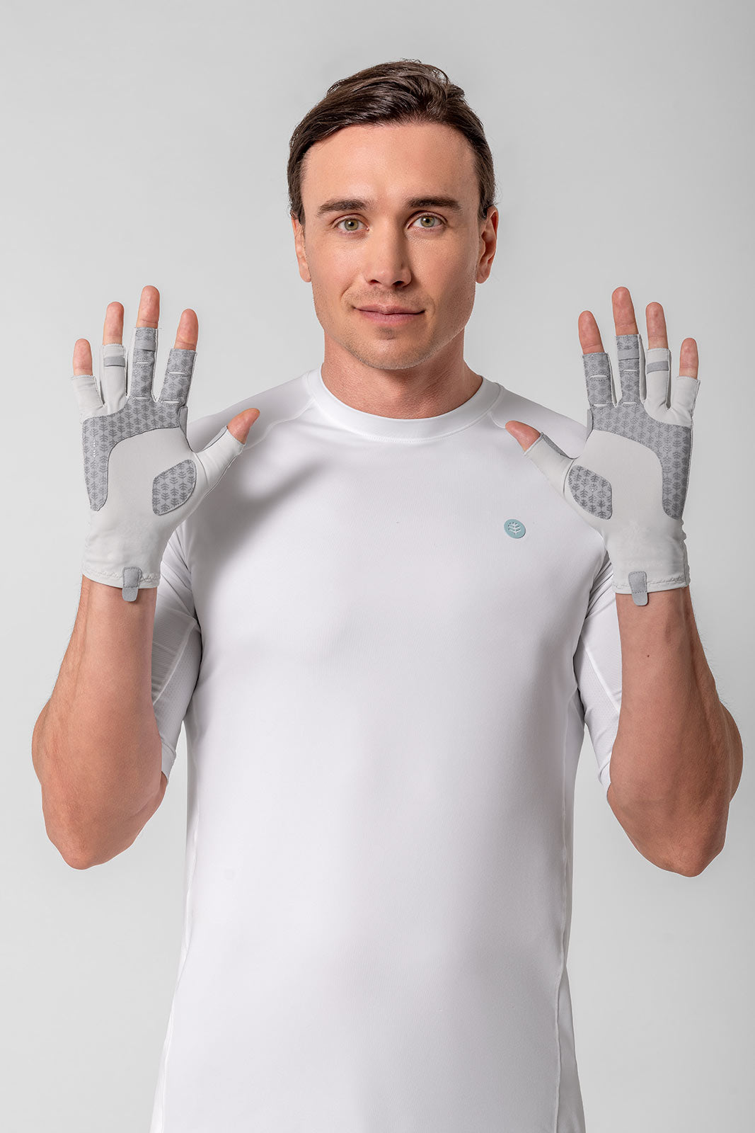 Unisex MaxShield Multi-Sport Fingerless Gloves - Breathable & Non-Slip Grip for Gym, Cycling, Weightlifting & CrossFit - Sleek Grey Design