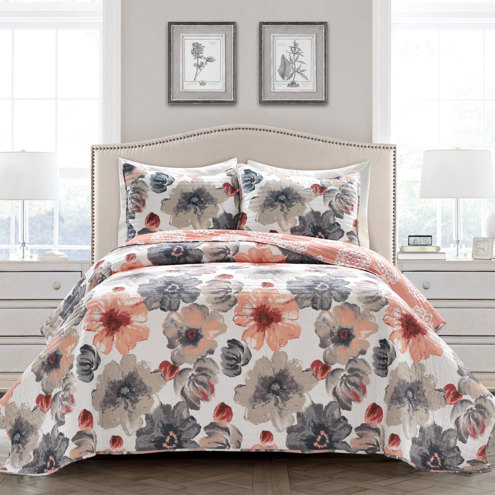 Leah Quilt 3 Piece Bedding Set - Queen Size Comforter, Pillow Shams & Bed Skirt - Soft Microfiber Luxury Quilted Bed Set for Cozy Bedroom Decor