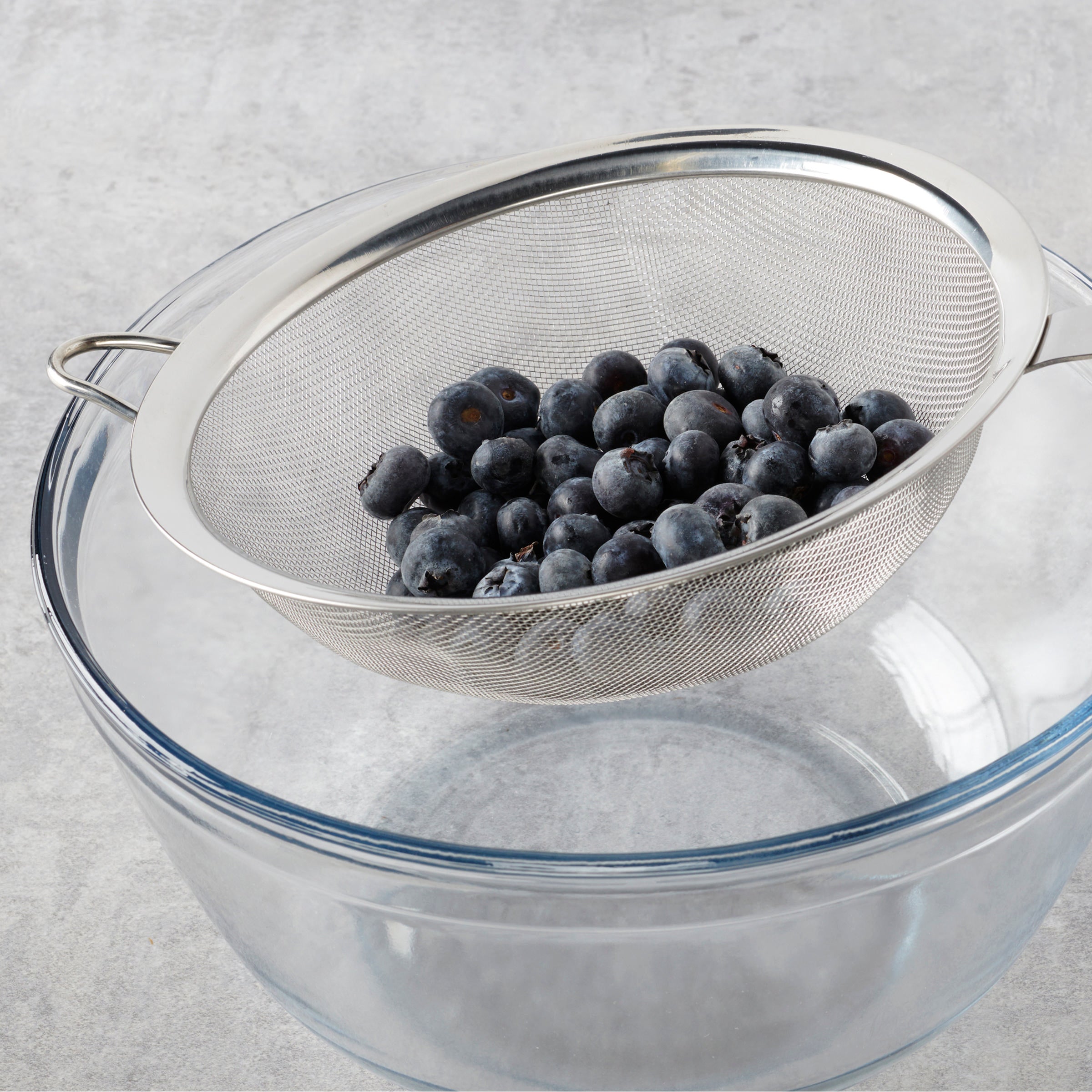 Premium 8-Inch Stainless Steel Kitchen Strainer - Fine Mesh Colander for Pasta, Vegetables, and Fruits - Ideal for Cooking, Baking, and Food Prep