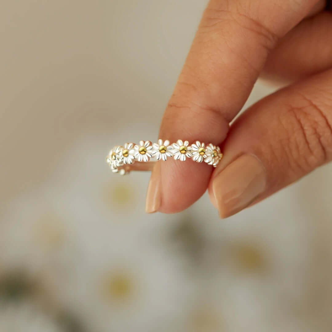 Flower Blossom Daisy Stacking Ring Set - Sterling Silver Mother's Day Gift for Women | Elegant Layering Jewelry for Everyday Wear & Special Occasions