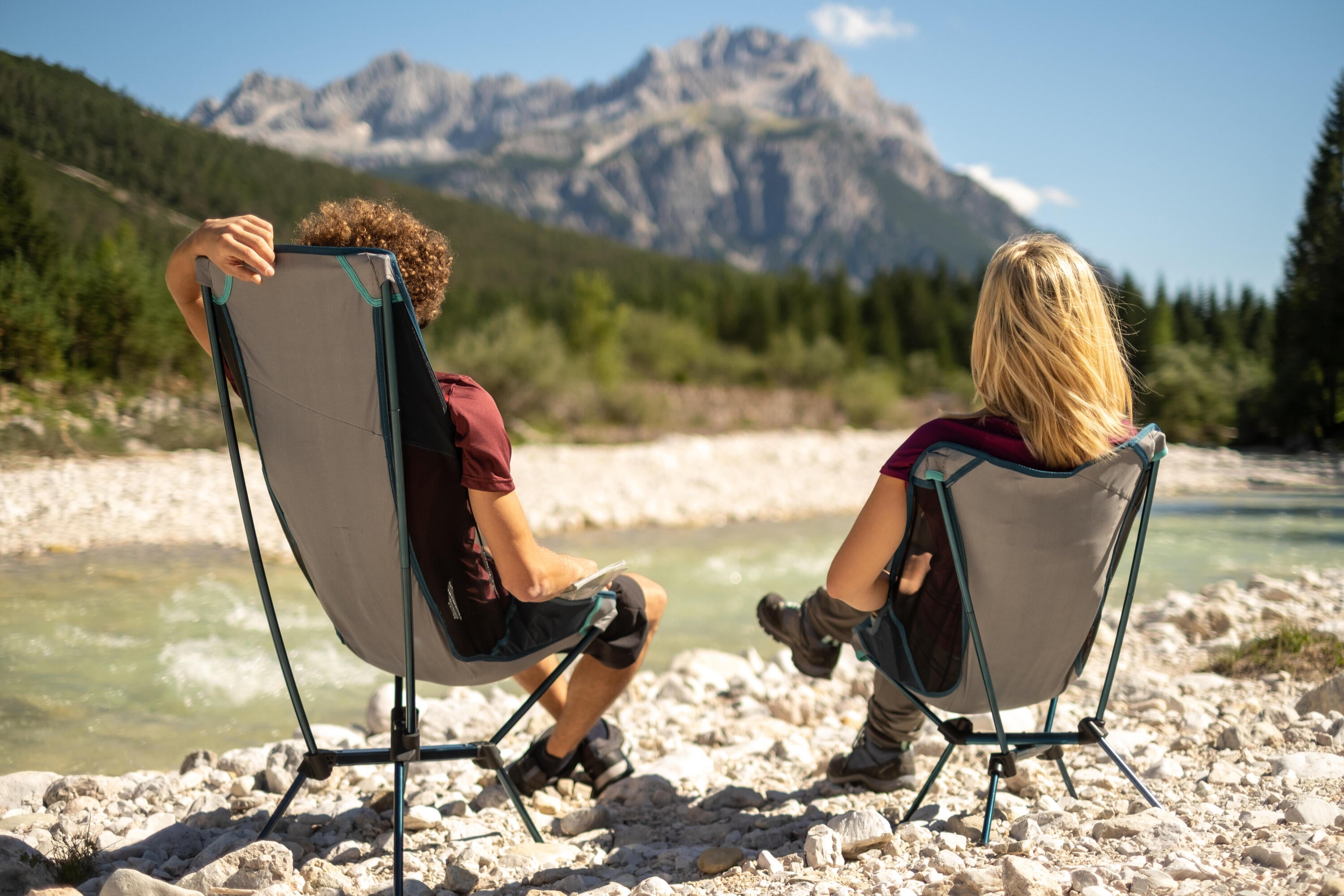 Quechua MH500 Compact Folding Camping Chair - Lightweight & Portable Outdoor Chair for Hiking, Backpacking, Picnics & Beach | Perfect for Camping, Travel & Outdoor Adventures