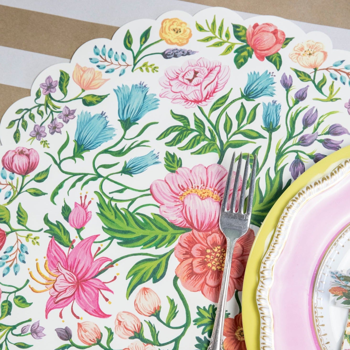 Sweet Garden Floral Die-Cut Placemat - Elegant Table Setting for Dining, Parties & Home Decor