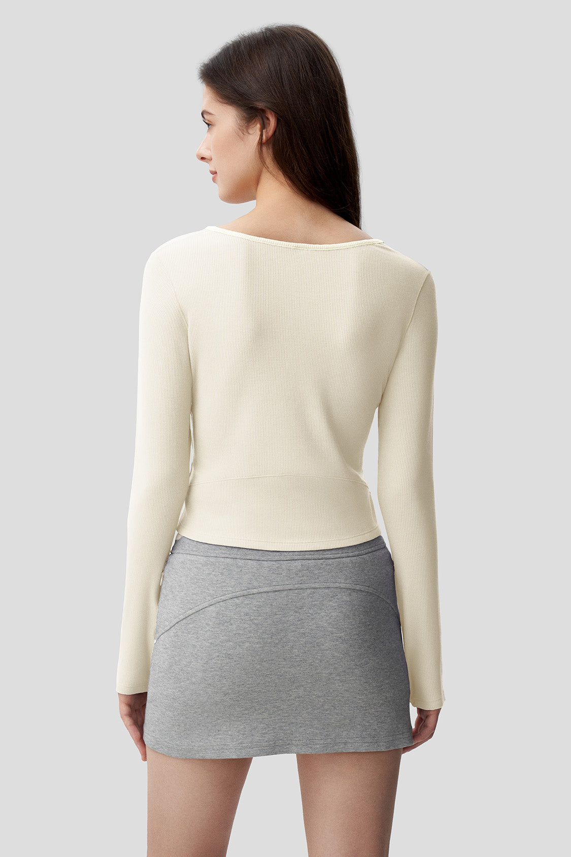 Women's Slim Fit Long Sleeve T-Shirt - Stretchy U-Neck Basic Top for Casual Wear, Workout & Layering