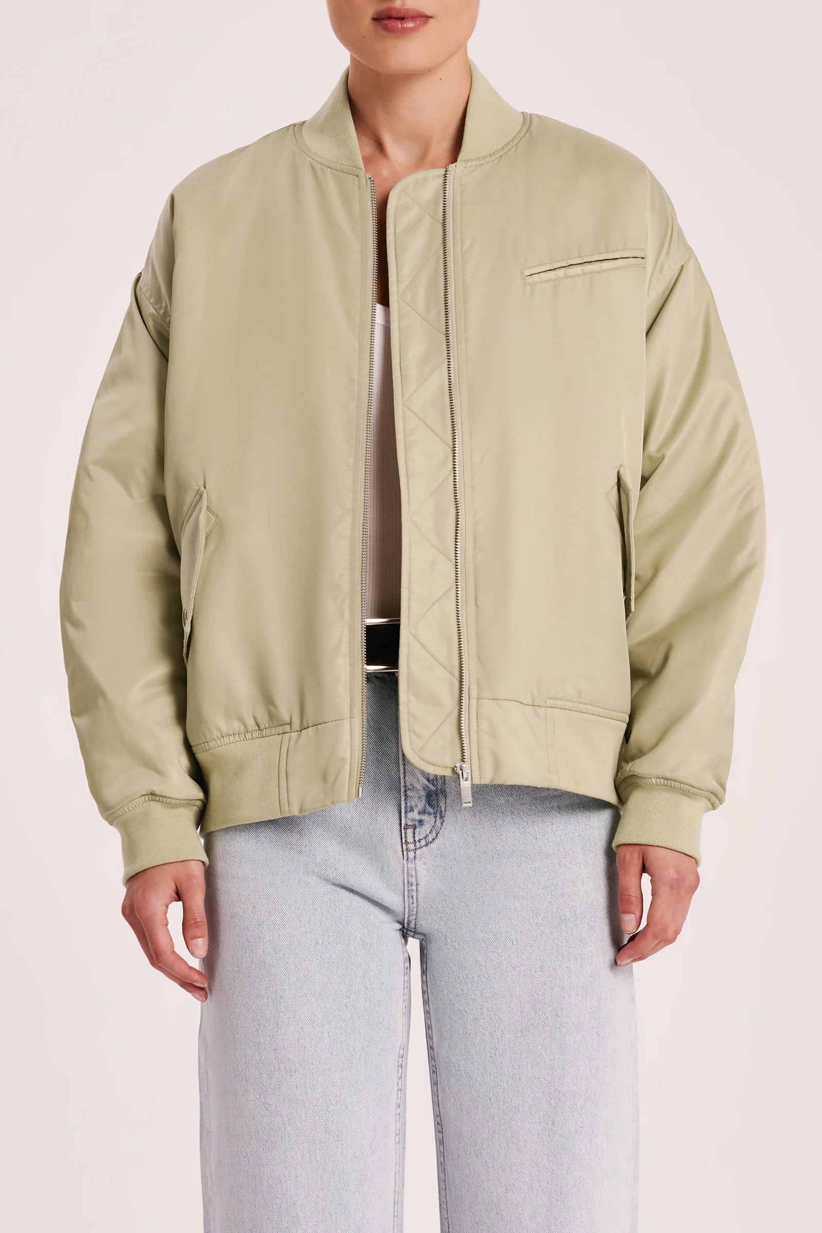 ALCOTT BOMBER JACKET - Stylish Bayleaf Green Lightweight Windbreaker for Men & Women | Perfect for Outdoor Activities, Travel & Casual Wear