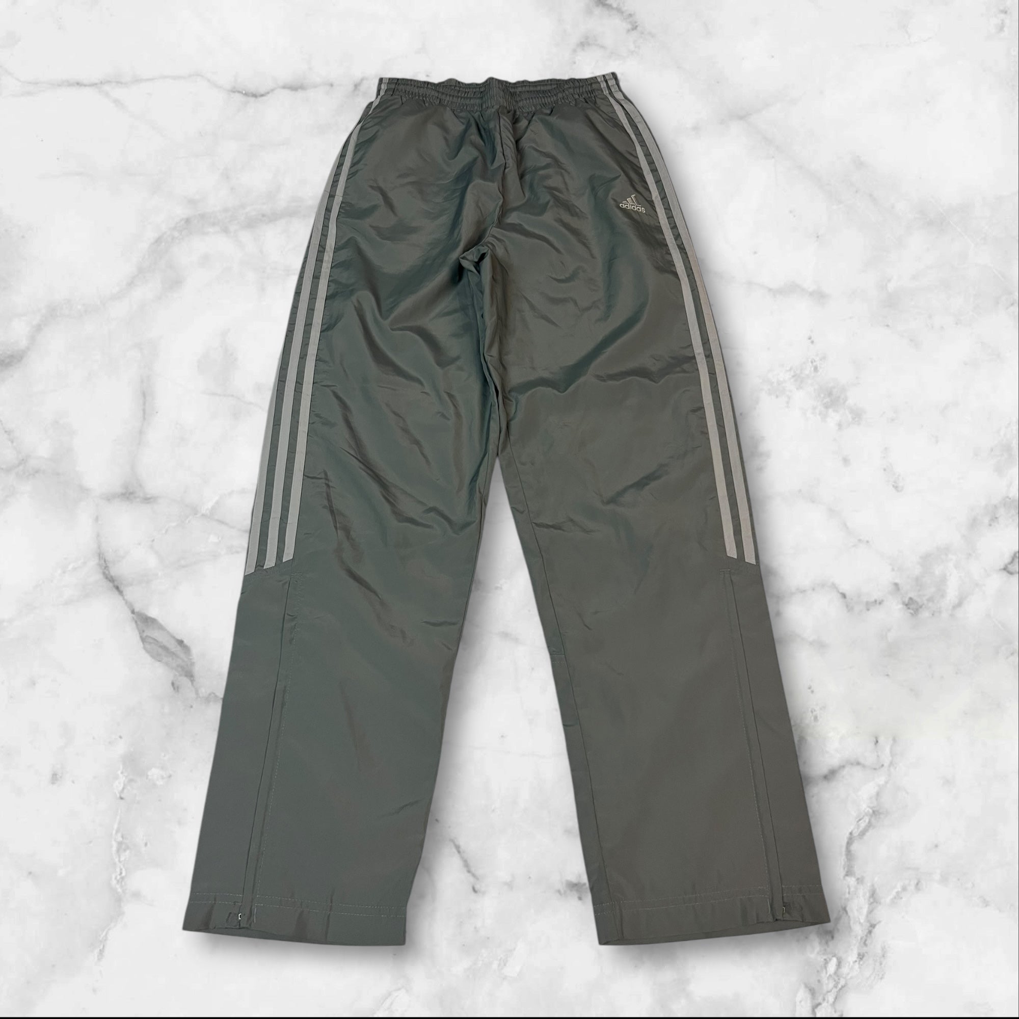 Vintage Adidas Trackpants Men's Medium 9794 - Retro Athletic Joggers for Running, Gym & Casual Streetwear