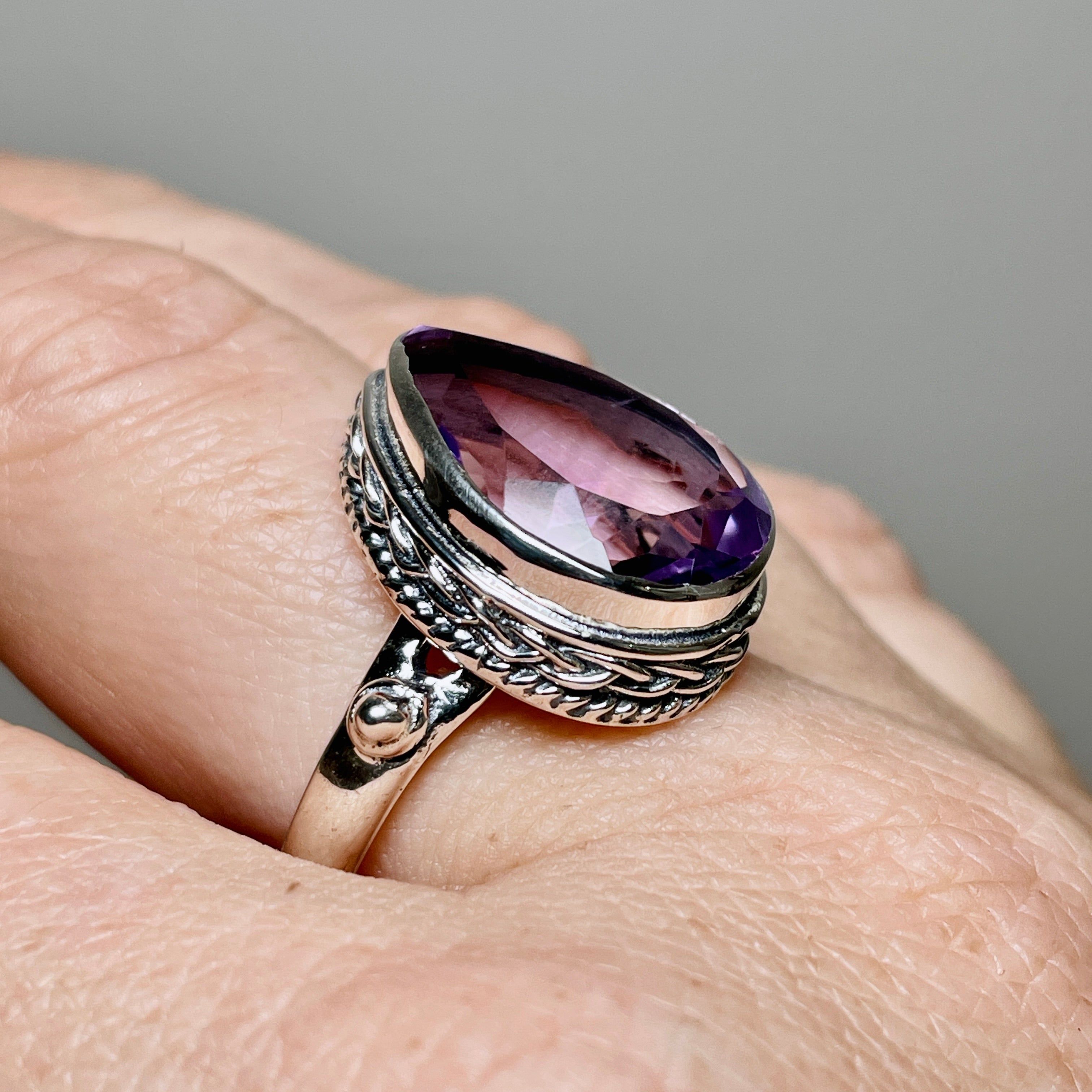 Amethyst Faceted Teardrop Ring in Sterling Silver - Elegant Purple Gemstone Jewelry for Women - Perfect for Weddings, Parties & Special Occasions