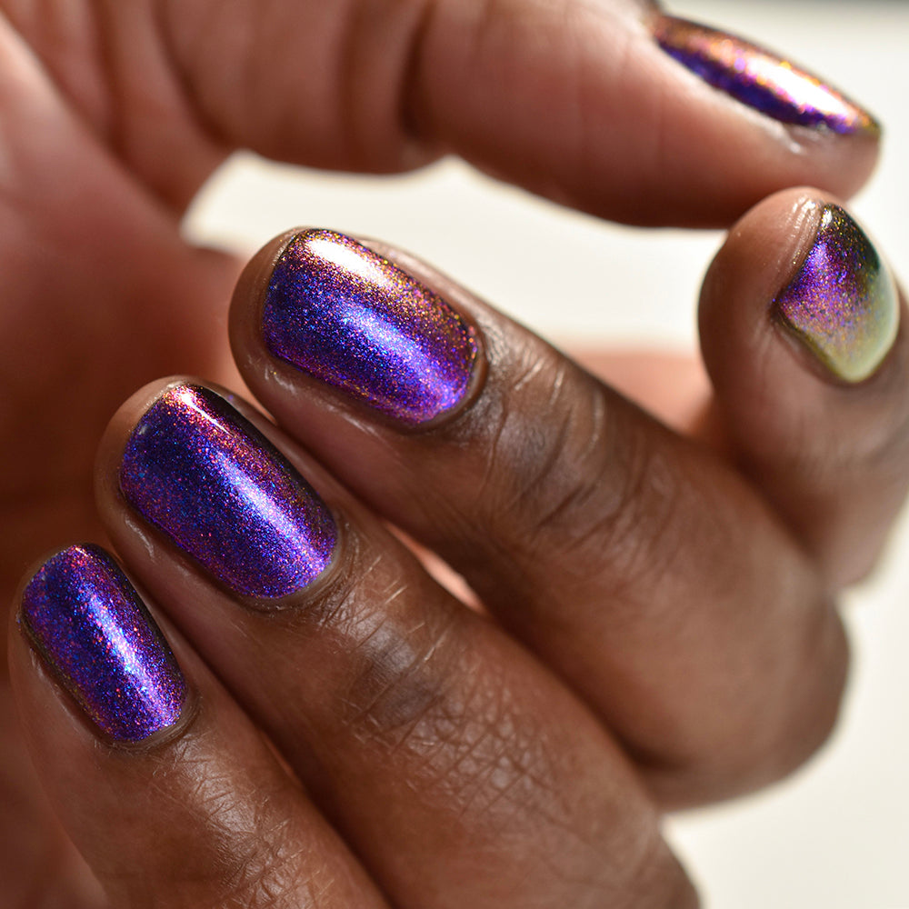 Liquidus Nail Polish - Long Lasting Glossy Nail Lacquer with Vibrant Colors - Perfect for Manicures, Pedicures & Nail Art Designs