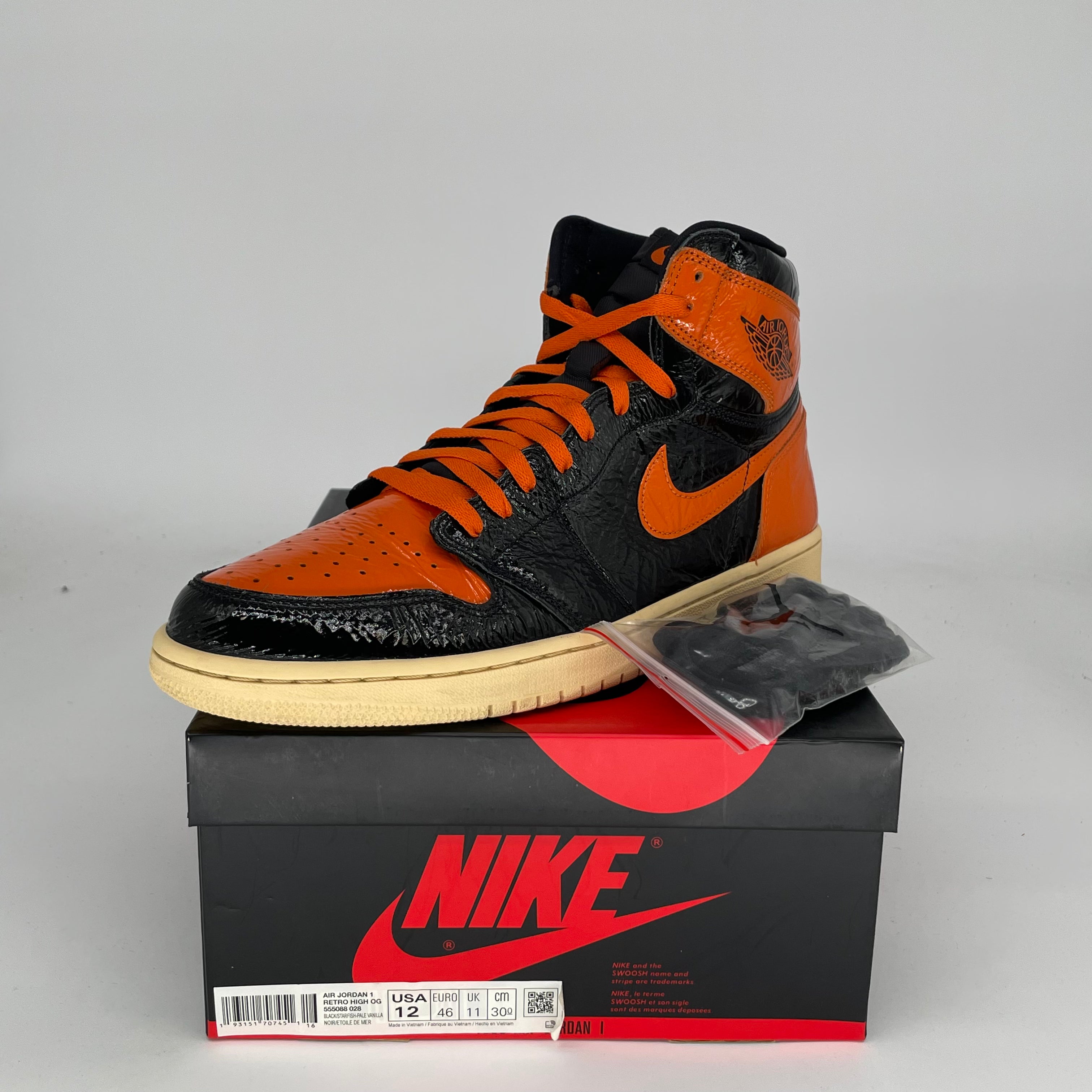 AIR JORDAN 1 SHATTERED BACKBOARD 3.0 Retro High OG Basketball Shoes - Men's Size 12 (555088-028) - Perfect for Streetwear, Sneaker Collecting and Basketball Games