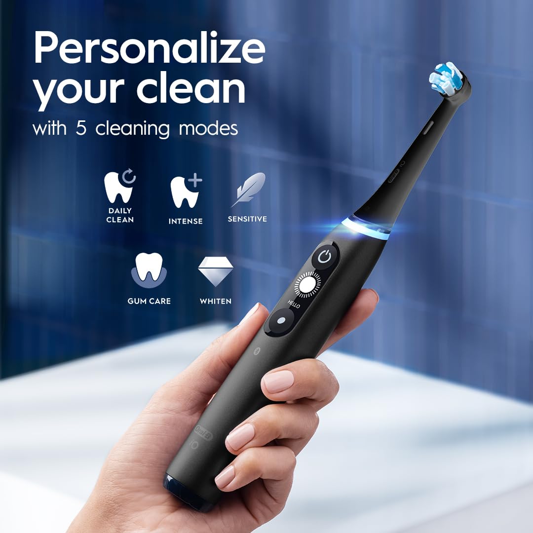 Oral-B iO Series 7 Electric Toothbrush with 2 Replacement Brush Heads, White Alabaster - Advanced Smart Toothbrush for Professional Dental Care at Home
