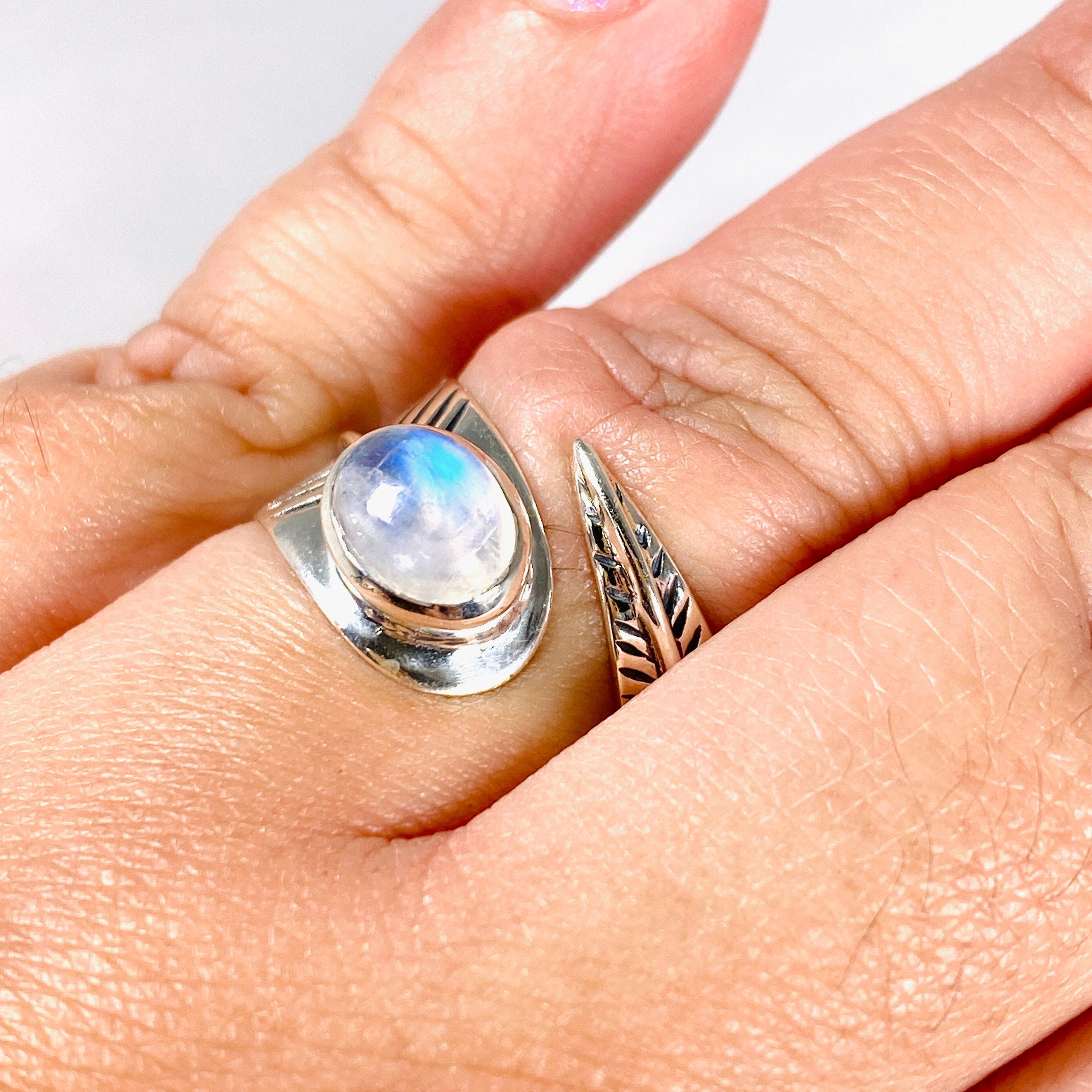 Moonstone Oval Leaf Ring - Sterling Silver 925, Size 10, KRGJ3031 - Perfect for Boho Jewelry, Nature-Inspired Fashion & Gift Giving