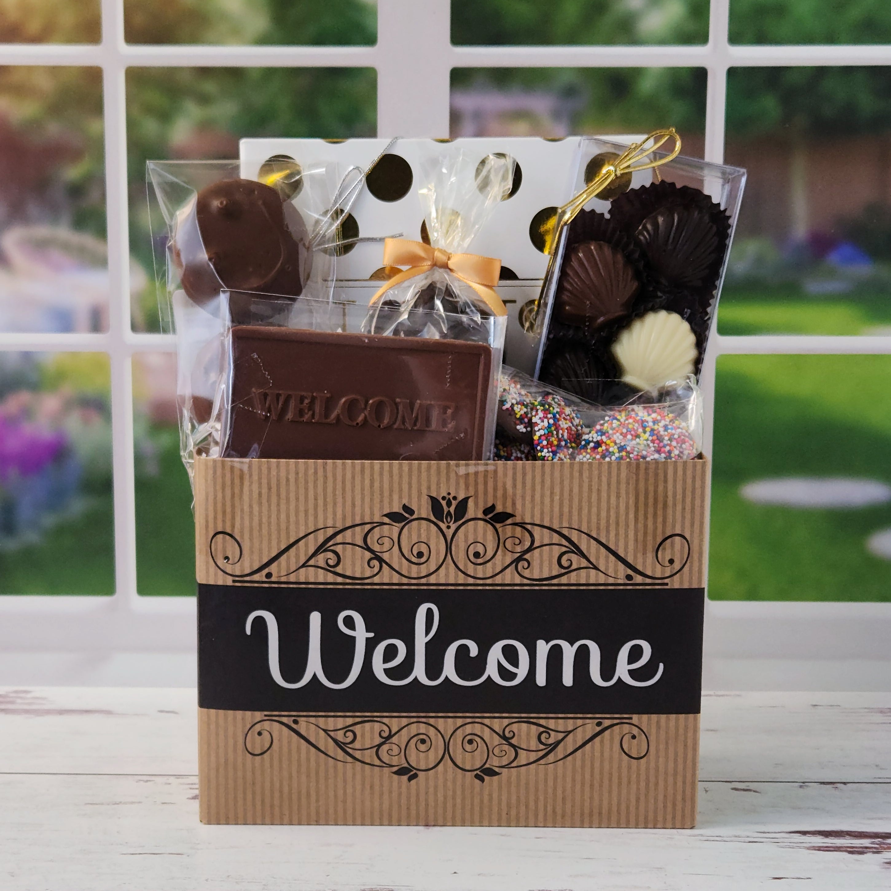 Luxury Welcome Gift Basket Set - Elegant Housewarming, New Baby, Thank You Present - Perfect for Holidays, Birthdays & Corporate Events