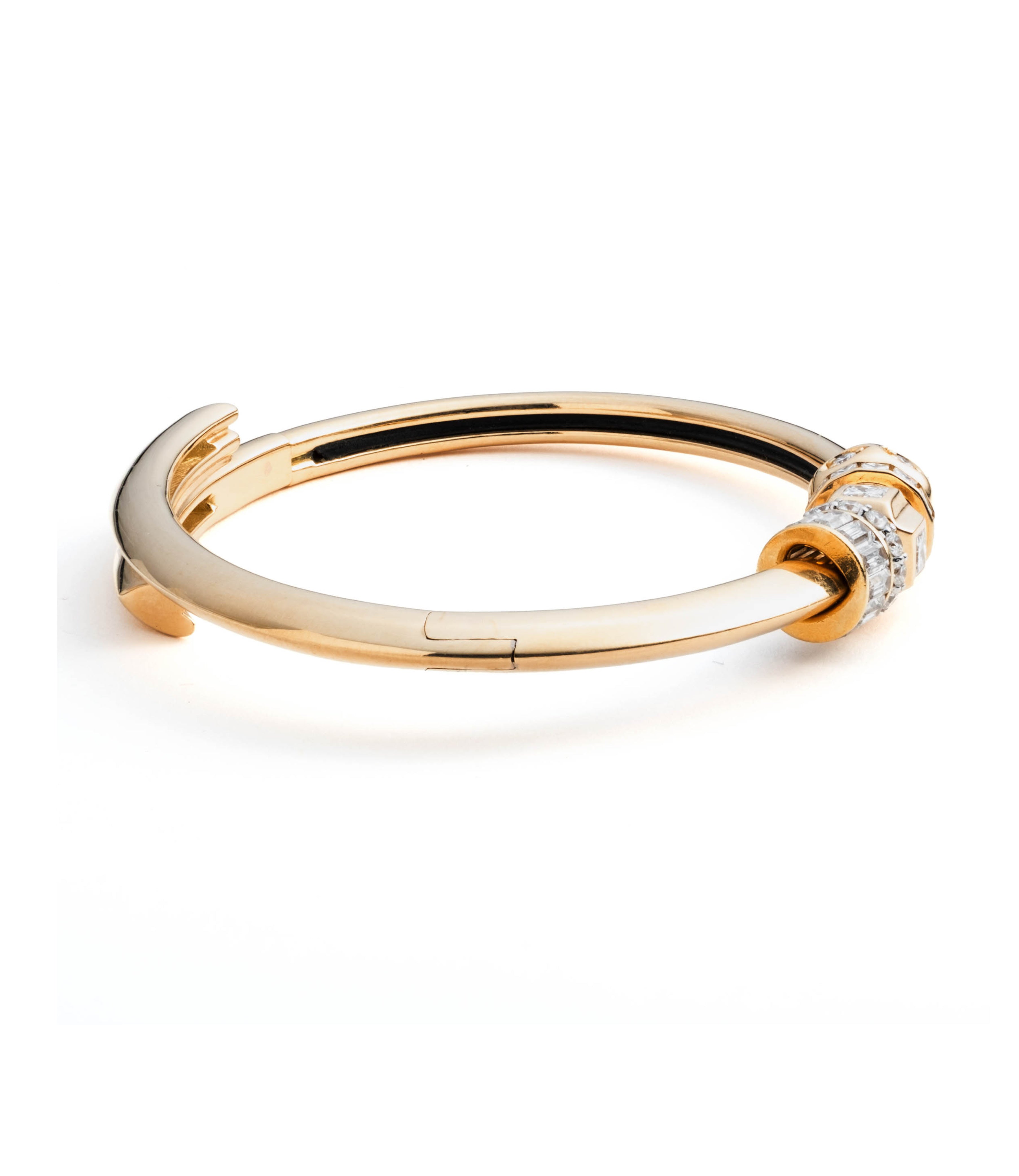 Diamond Heartbeat Strong Heart Bangle in Yellow Gold - Elegant Jewelry Gift for Women, Perfect for Anniversaries & Special Occasions