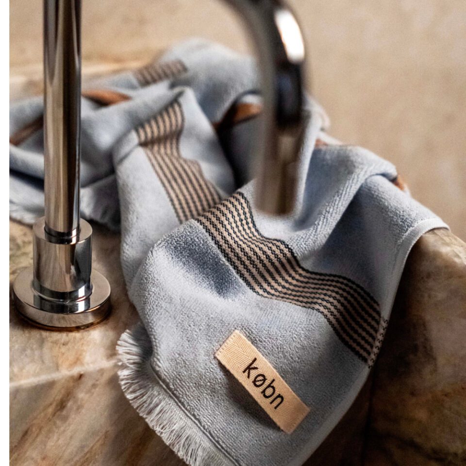 KOBN Premium Hand Towel - Soft, Absorbent & Quick-Drying Bath Towel for Kitchen & Bathroom - Perfect for Gym, Travel & Home Use