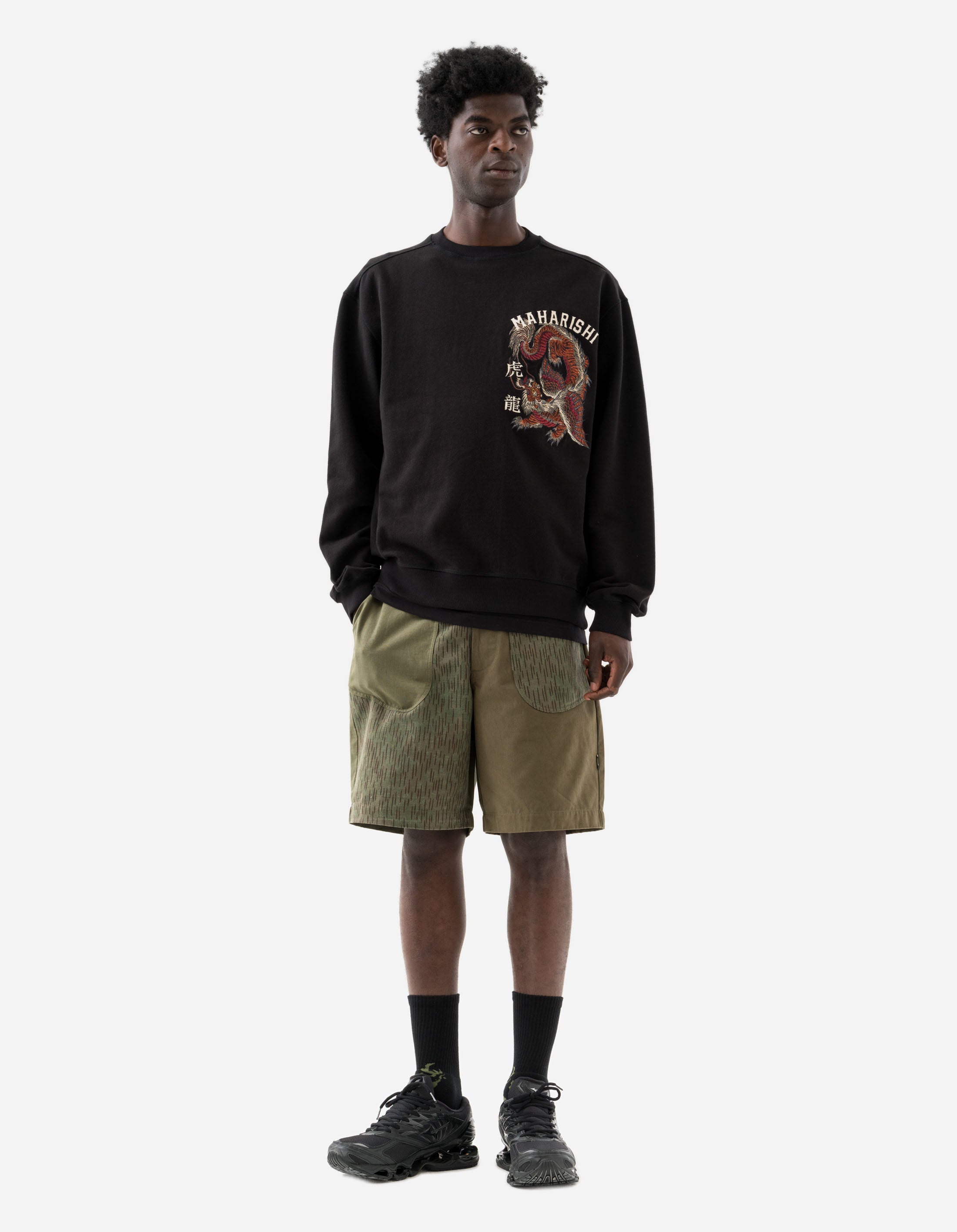 6097 Tiger Dragon Tour Crew Sweat Black - Stylish Graphic Hoodie for Streetwear & Urban Fashion