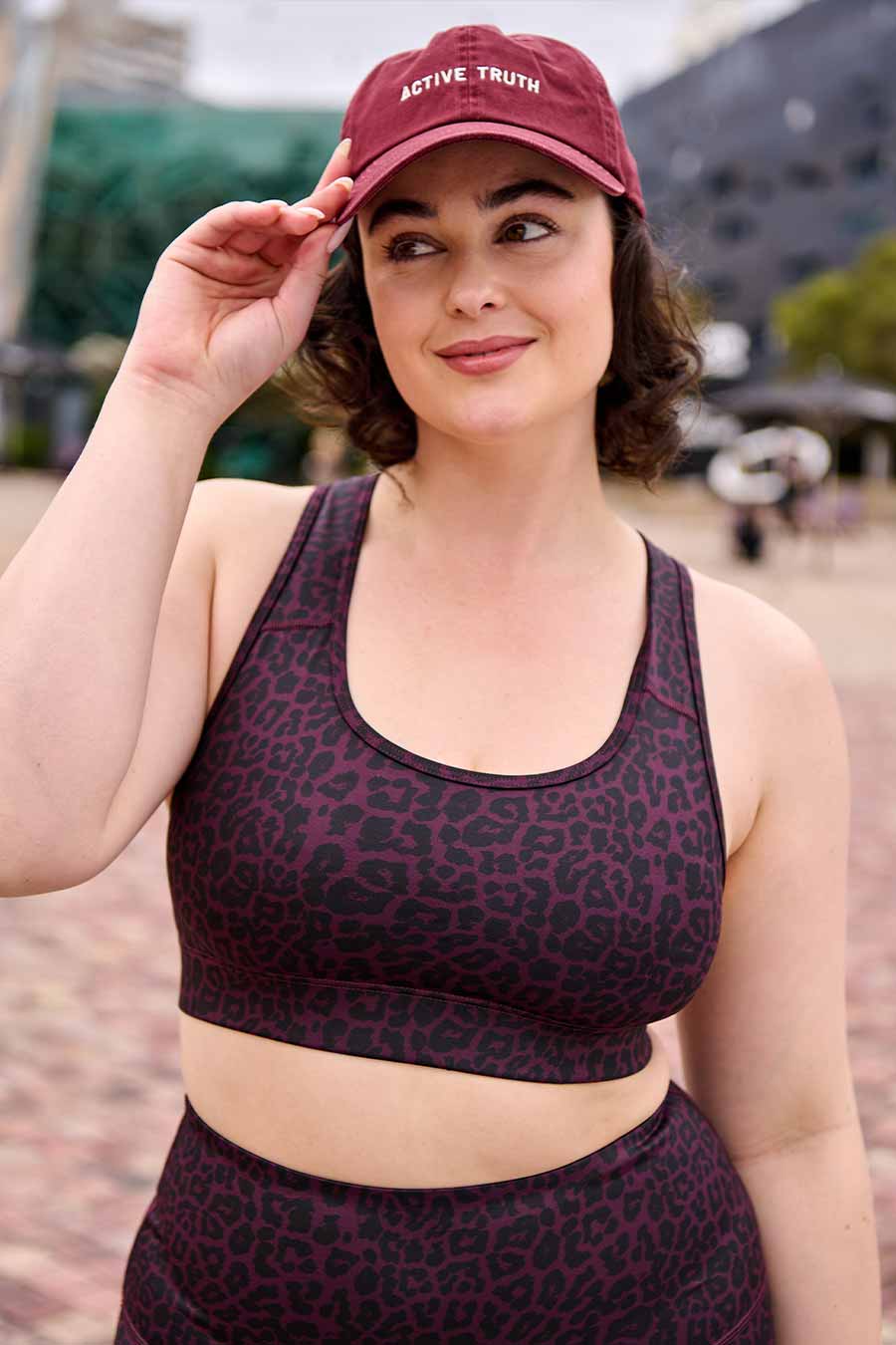 Training Move Crop Wine Leopard Print Sports Bra - High Support Workout Top for Yoga, Running & Gym