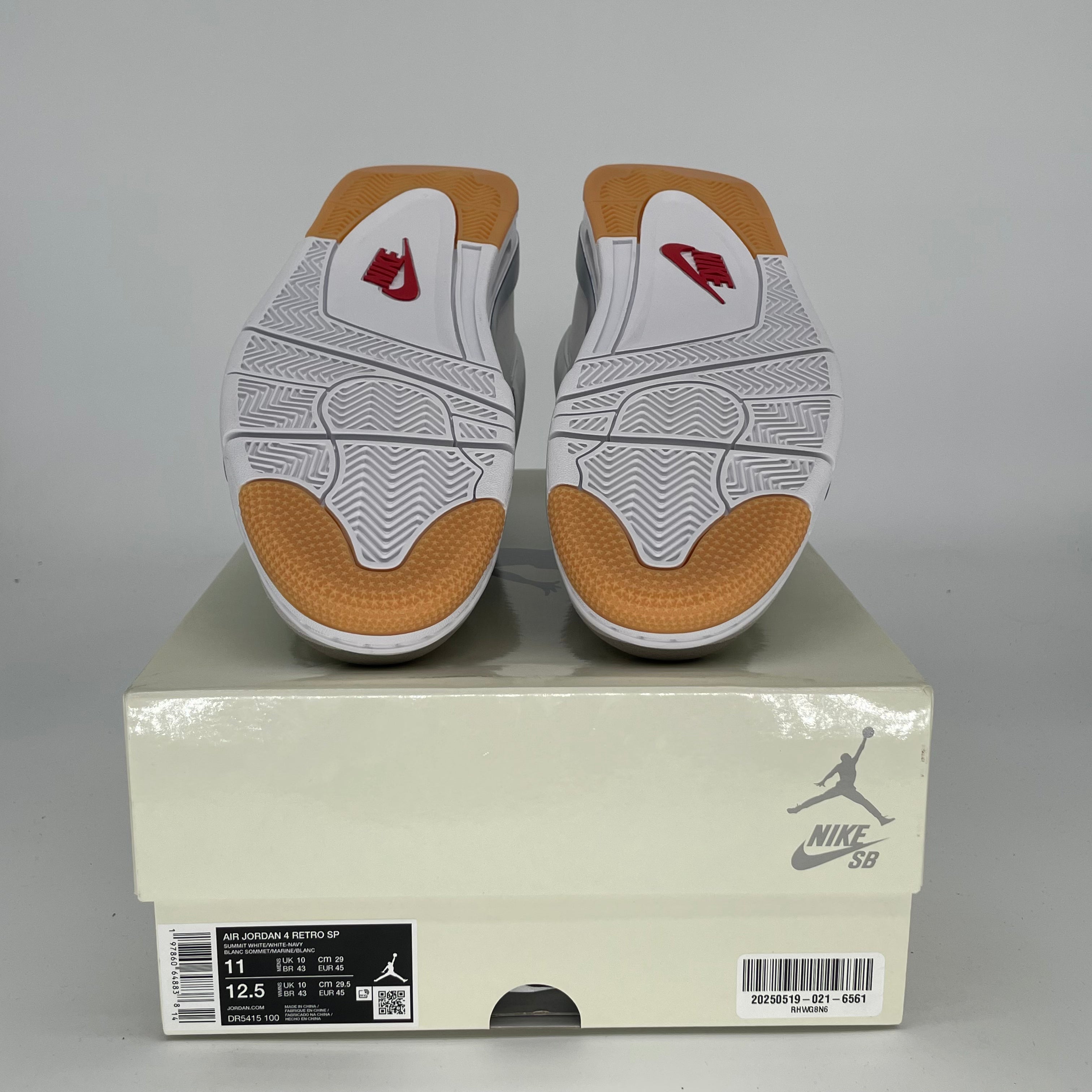 Original Title: AIR JORDAN 4 SB NAVY SIZE 11/12.5W DR5415 100   Optimized Title: **Authentic Air Jordan 4 SB Navy Blue Sneakers - Men's Size 11 & Women's Size 12.5W (Style DR5415-100) - Perfect for Skateboarding & Streetwear Fashion**