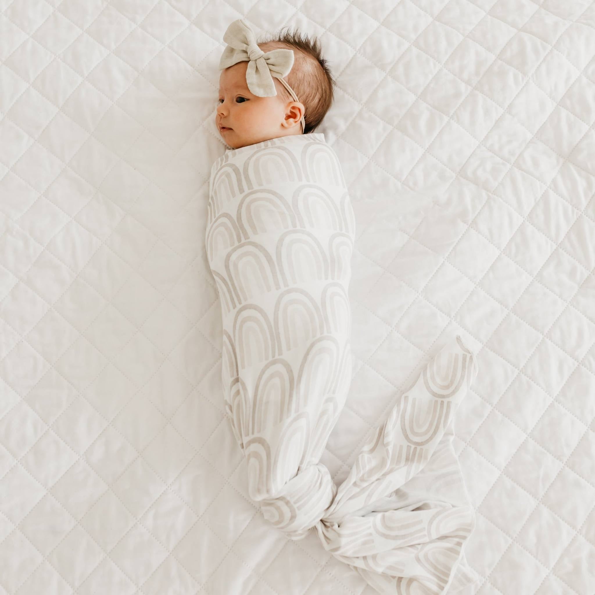 Soft Knit Swaddle Blanket for Babies - Organic Cotton, Breathable & Cozy - Perfect for Newborns, Infants & Toddlers - Ideal for Swaddling, Nursing, Stroller & Crib Use