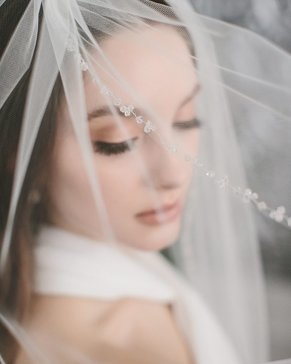 Stephanie Crystal Veil - Elegant Wedding Accessory for Brides, Bridesmaids & Prom | Perfect for Weddings, Formal Events & Special Occasions