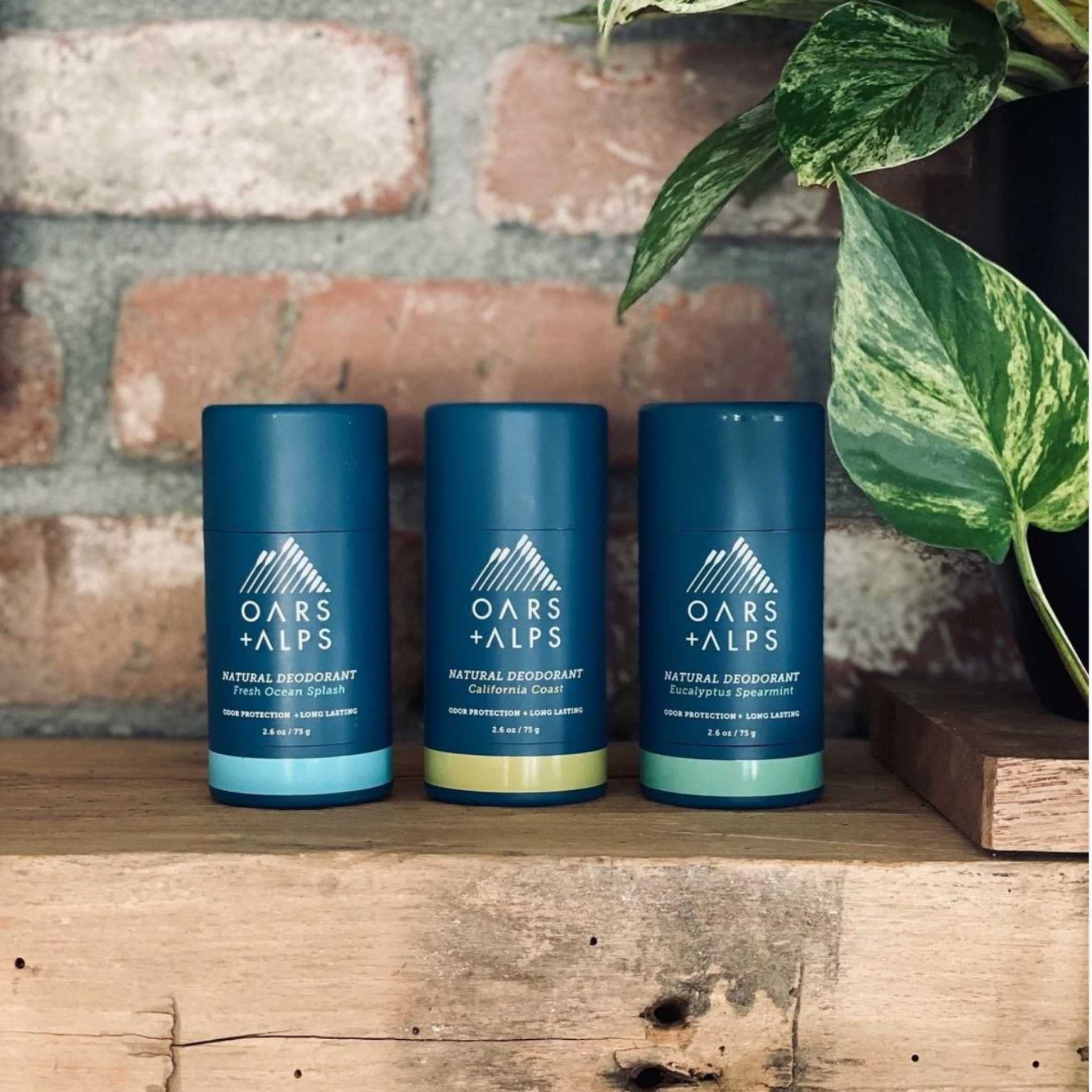 Oars + Alps Aluminum Free Natural Deodorant for Men & Women - Dermatologist Tested, Clean Ingredients, Travel Size (3 Pack, 2.6 Oz Each) - Eucalyptus Spearmint Scent | Gym, Work, Outdoor & Daily Freshness