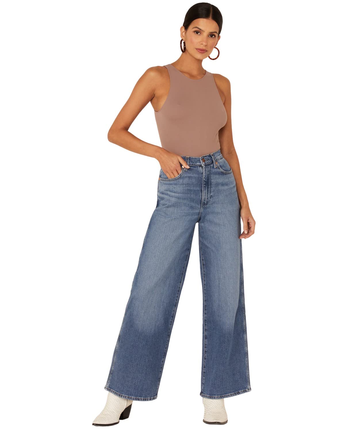 Wrangler Women's Heritage World Wide High Rise Wide Leg Jeans - Vintage Denim Pants for Casual & Boho Style | Perfect for Everyday Wear, Date Nights & Music Festivals