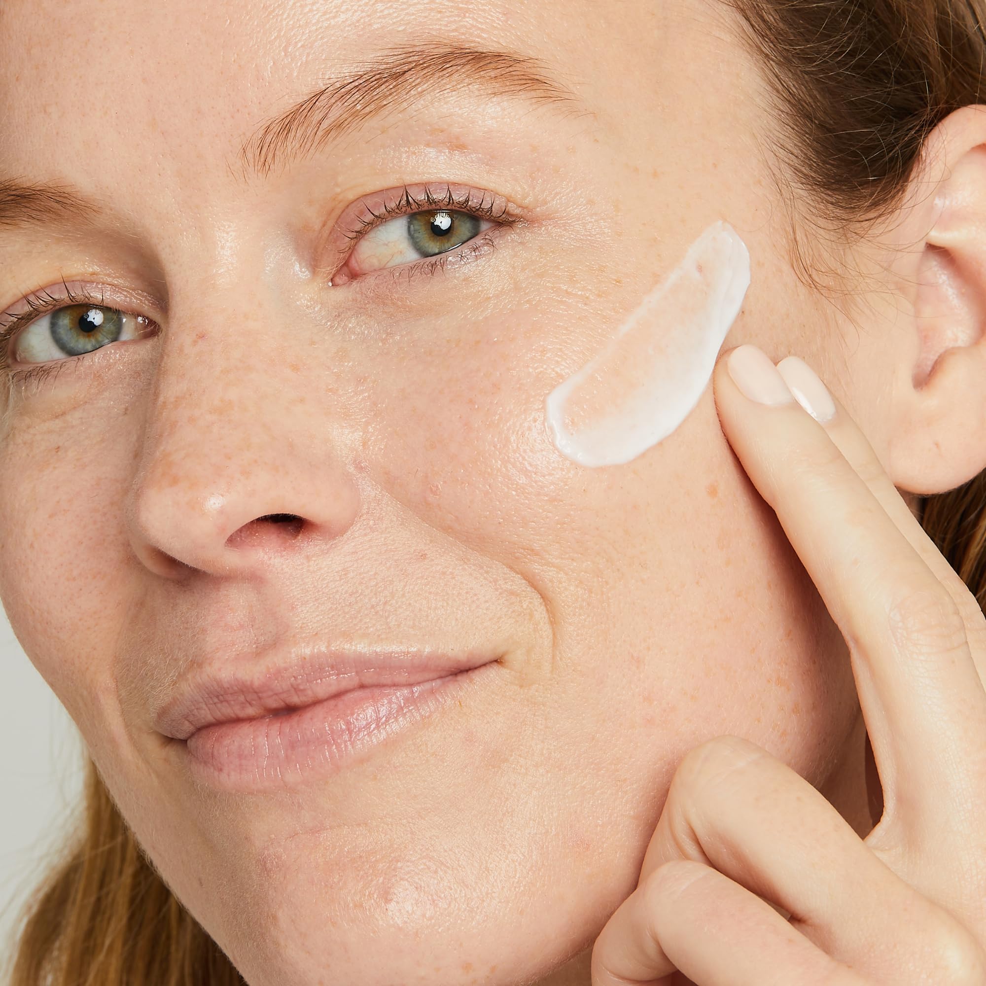No7 Pure Retinol Night Cream for Wrinkles & Fine Lines - Anti-Aging Retinol Face Cream with Collagen Boost - Visibly Smooths, Plumps & Firms Skin - Dermatologist Approved, Fragrance-Free (1.69 Fl Oz) - Perfect for Nighttime Skincare Routine & Mature Skin Care