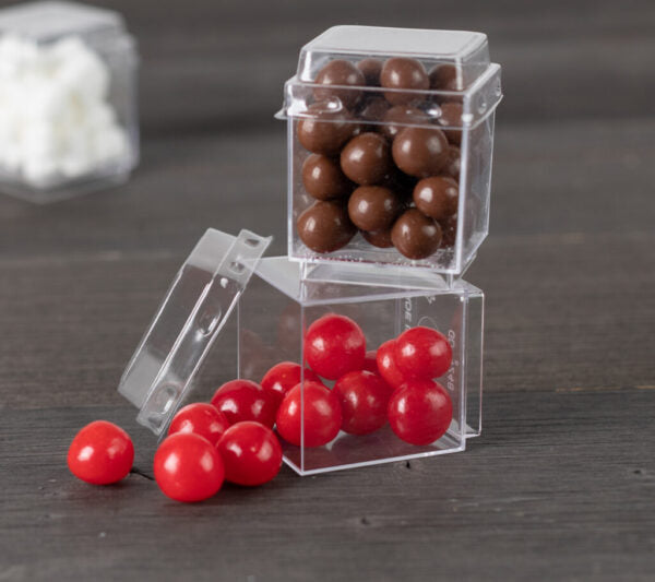 2 oz. Clear Square Plastic Cups with Lids - 8 Pack | Perfect for Parties, Events, and Takeout Drinks