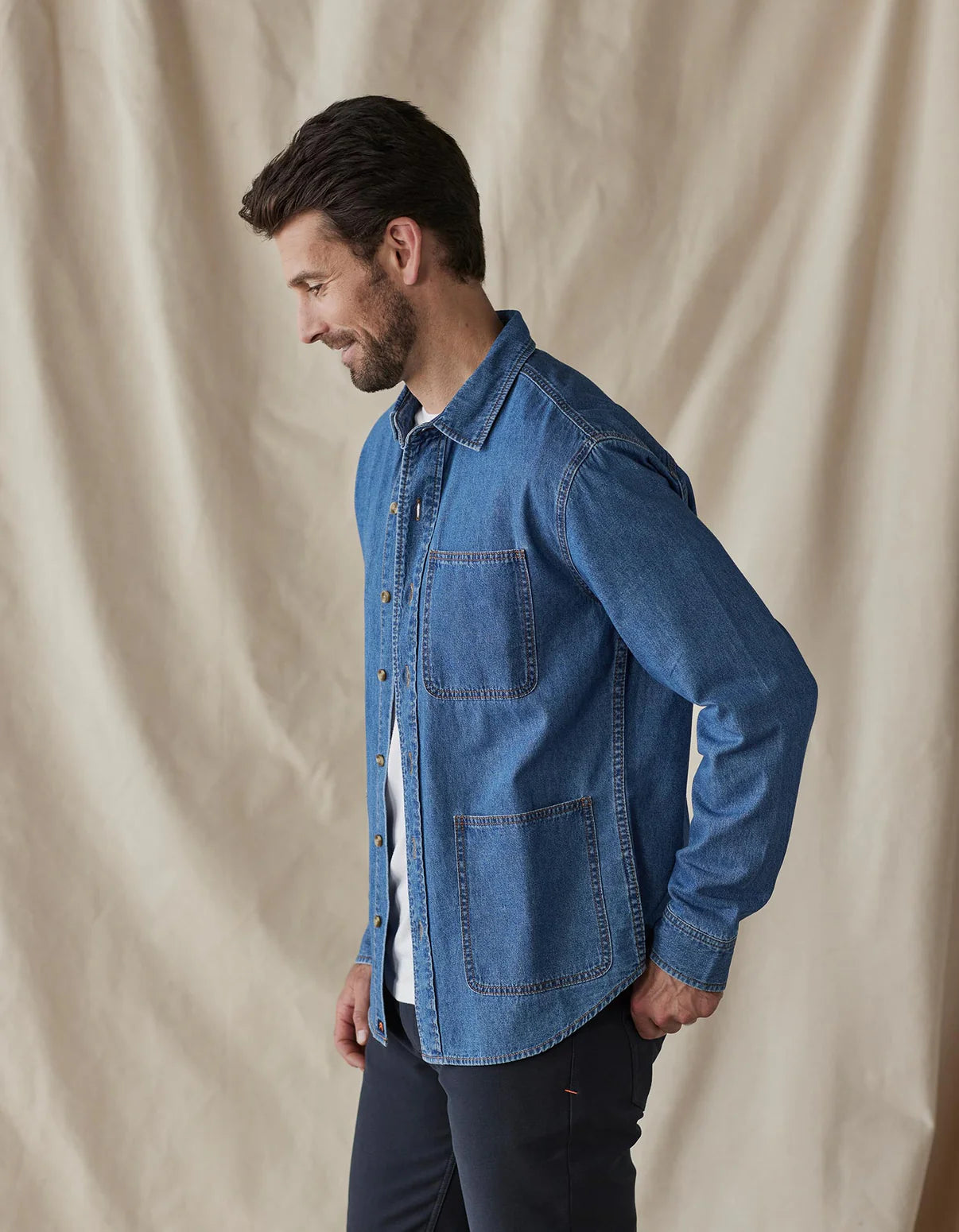 Lightweight Denim Overshirt for Men & Women - Comfortable Casual Jacket for Spring & Fall - Perfect for Layering, Outdoor Activities, and Everyday Wear