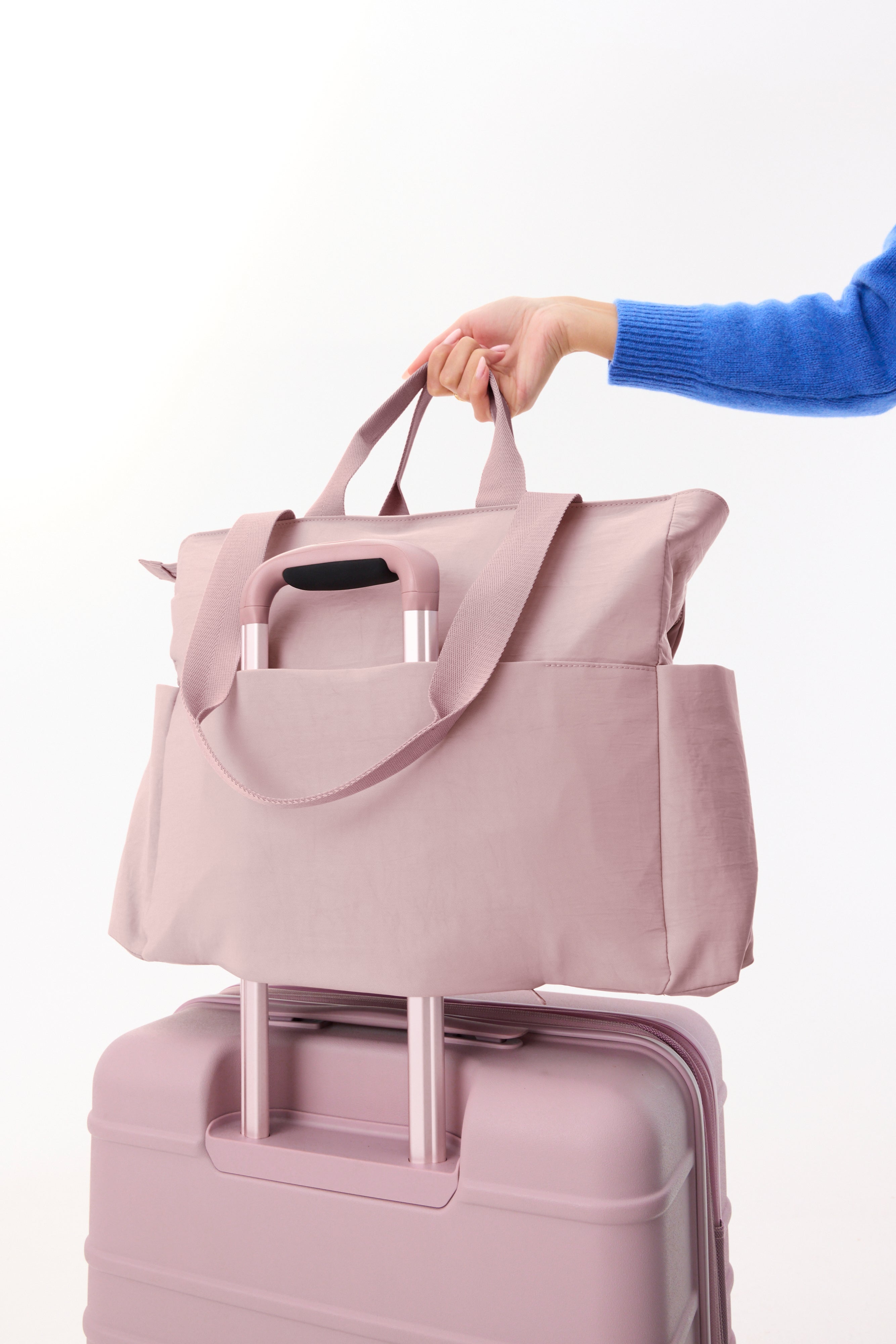 Atlas Pink Sport Carryall Bag - Durable Gym & Workout Tote for Women - Perfect for Fitness, Yoga, and Travel Accessories