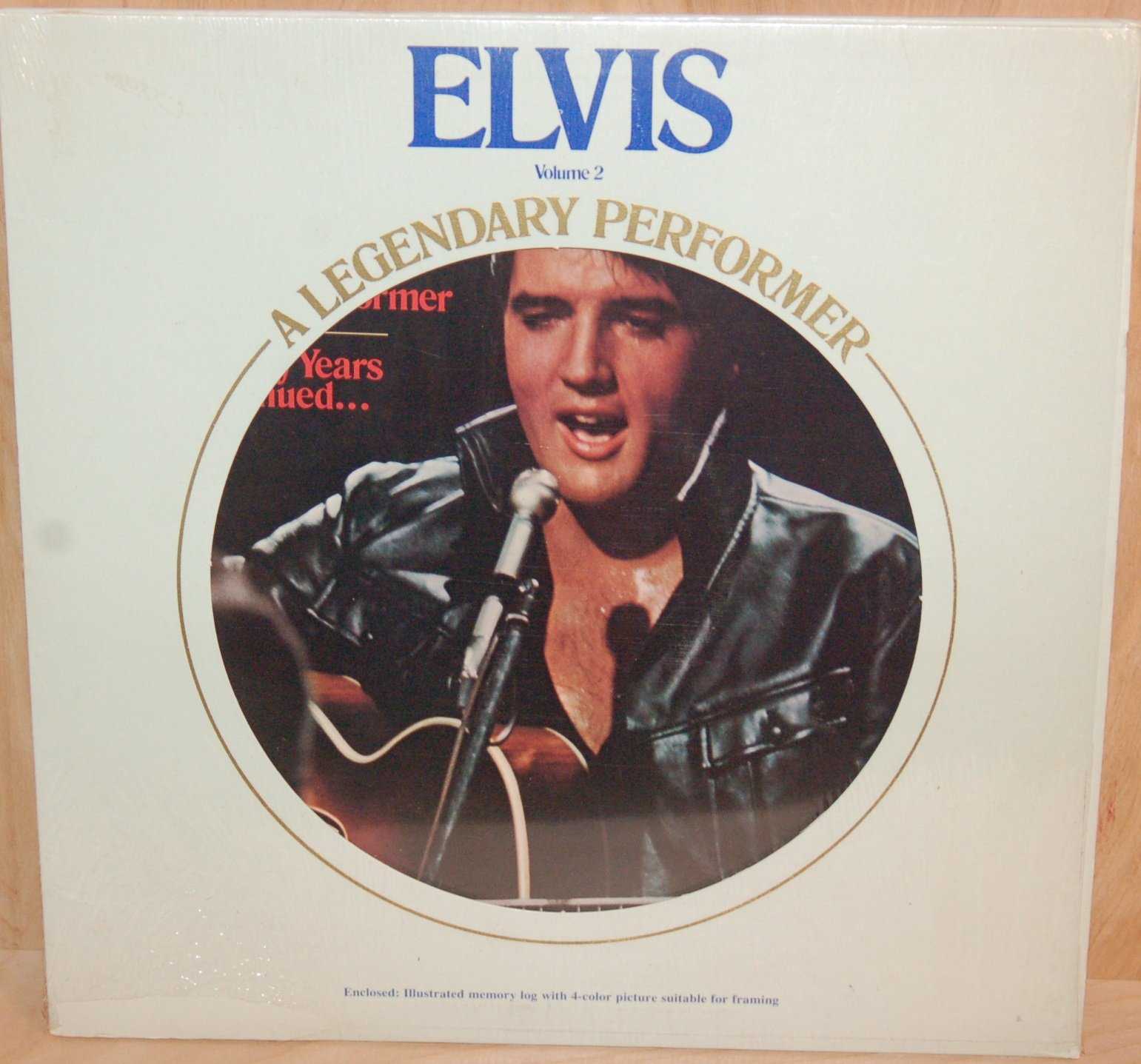 Elvis Presley Legendary Performer Vol 2 - Vintage Music CD - Perfect for Collectors & Elvis Fans - Great for Home Listening & Retro Music Parties