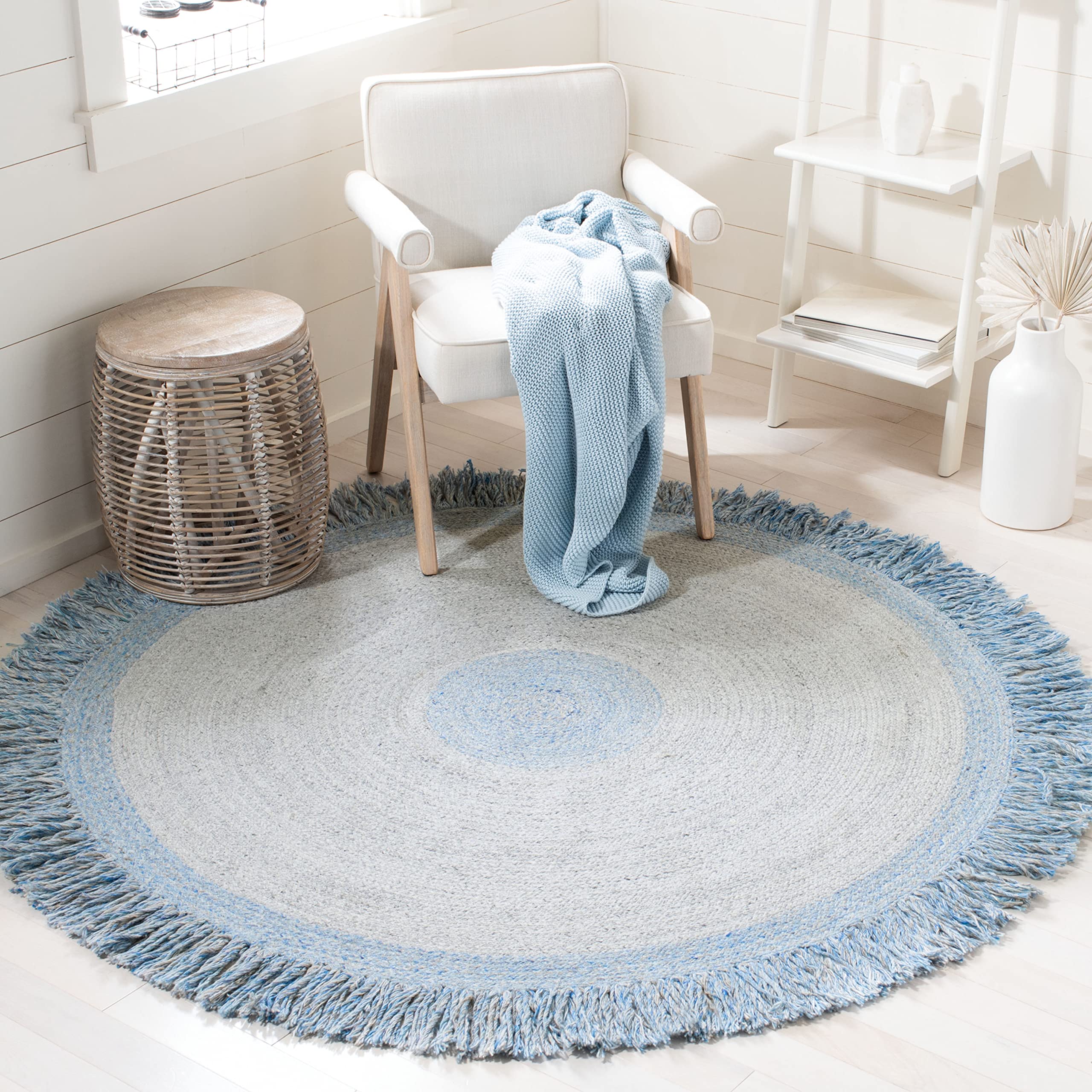 SAFAVIEH Cape Cod Collection 3' Round Blue & Grey Handmade Fringe Area Rug - Perfect for Living Room, Bedroom & Nursery Decor