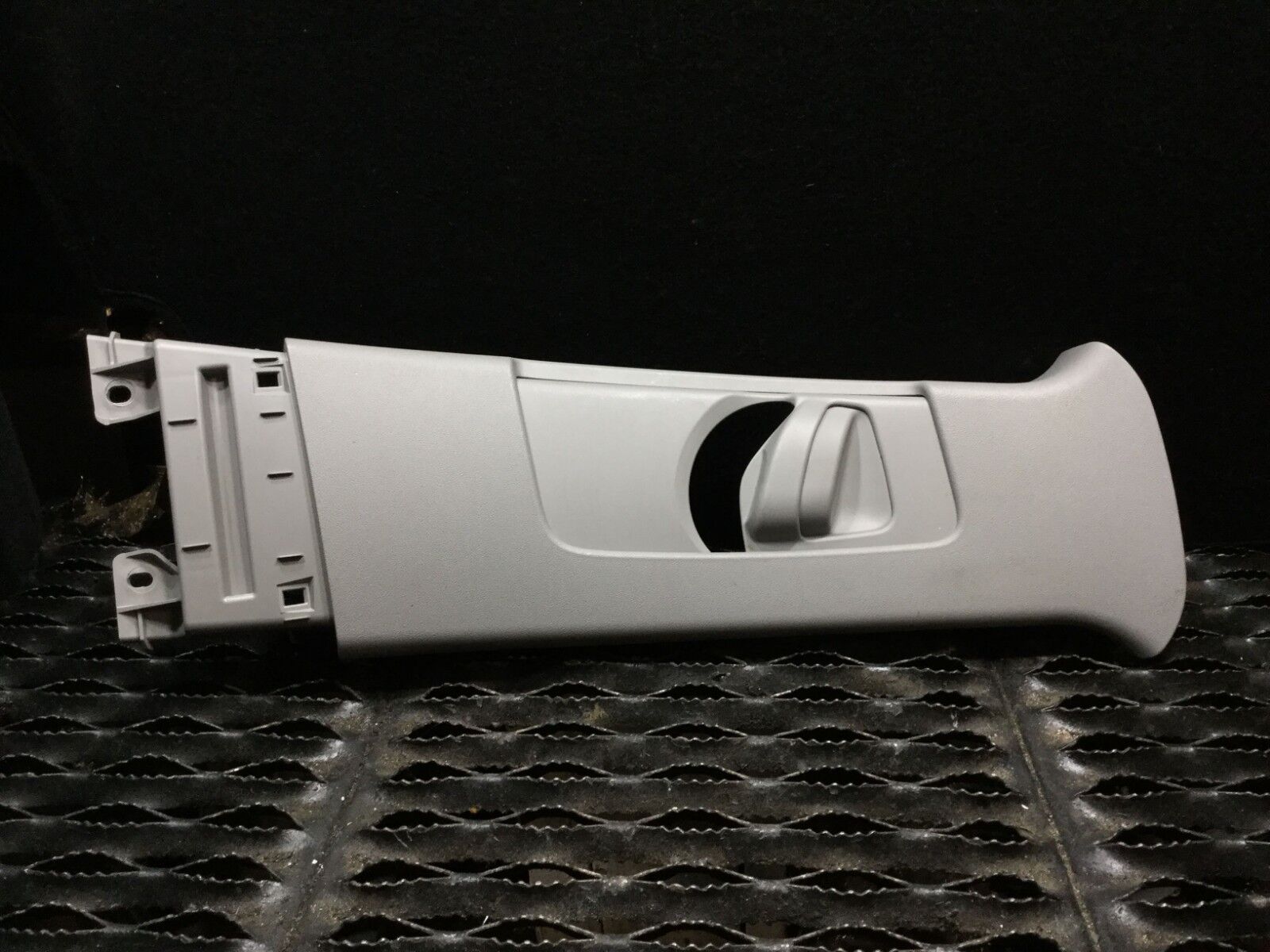 2005-2009 Toyota Prius Right Passenger B-Pillar Seat Belt Trim OEM Replacement - Perfect for Car Interior Repair & Safety Upgrade
