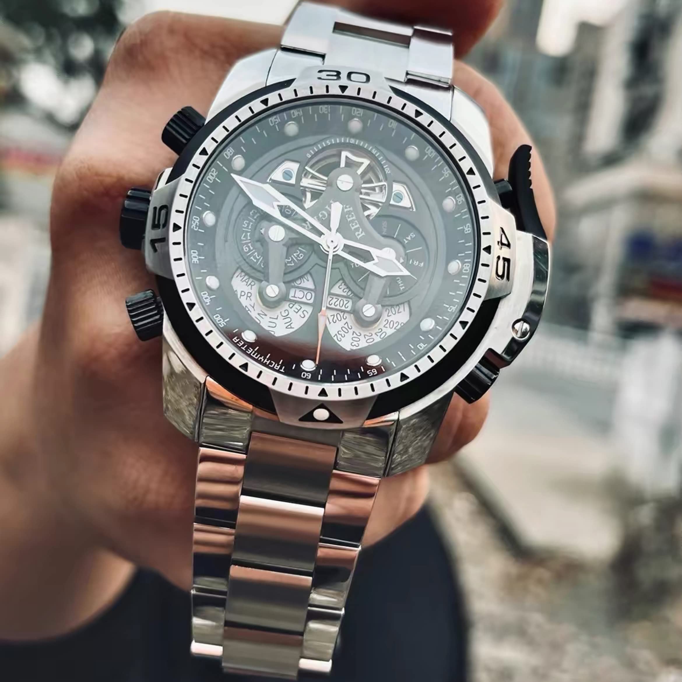 REEF TIGER Men's Luxury Sports Watch with Date & Day Complication - Black Dial Mechanical Bracelet Watch RGA3503 for Business, Casual & Outdoor Activities