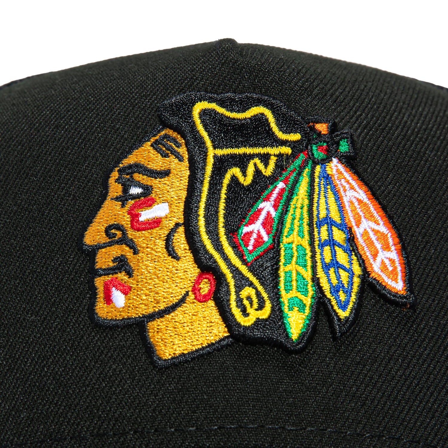 New Era 9Forty A-Frame Chicago Blackhawks Adjustable Snapback Trucker Hat - Black & White - Perfect for Sports Fans, Casual Wear & Game Day Outfits