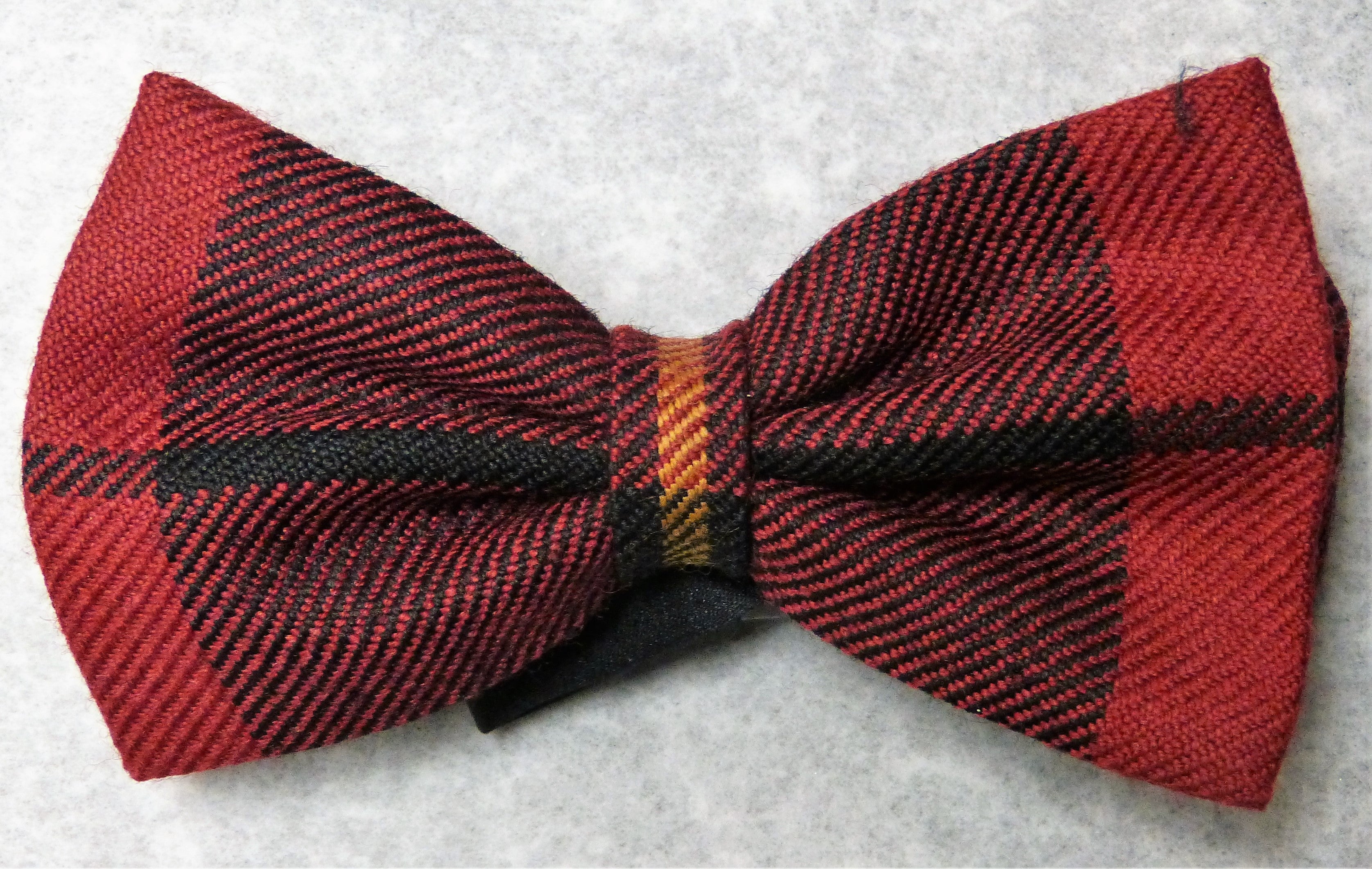 Custom Tartan Bow Tie for Men - Premium Scottish Plaid Necktie for Weddings, Parties & Formal Events