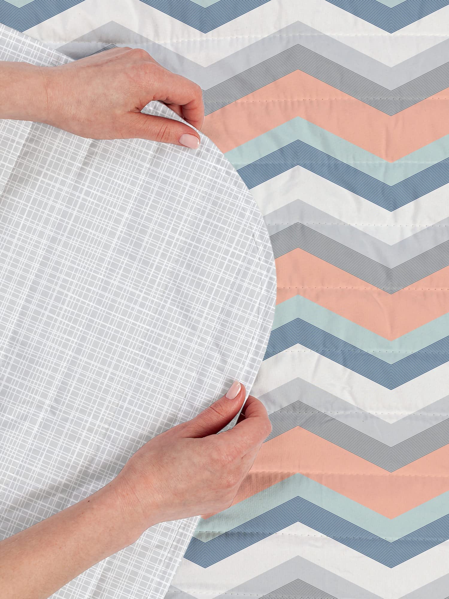 Ambesonne Reversible King Size Bedspread Set - Geometric Chevron Stripes & Zigzag Design, Microfiber Comforter with Pillow Shams in Salmon White | Modern Abstract Bedroom Decor for Master Bedroom or Guest Room