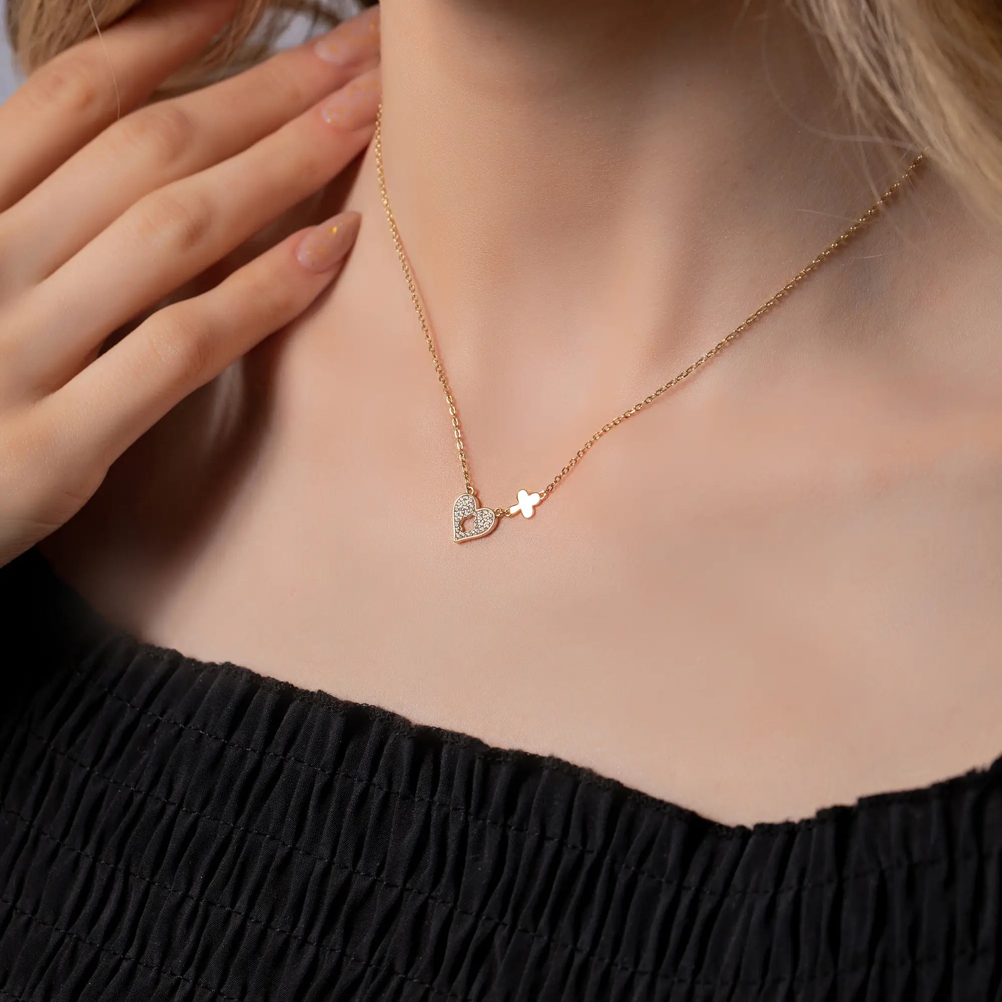 Elegant Micro Pavé Gold Heart Necklace for Women - 14K Gold Plated Dainty Pendant - Perfect for Valentine's Day, Anniversary & Romantic Gifts