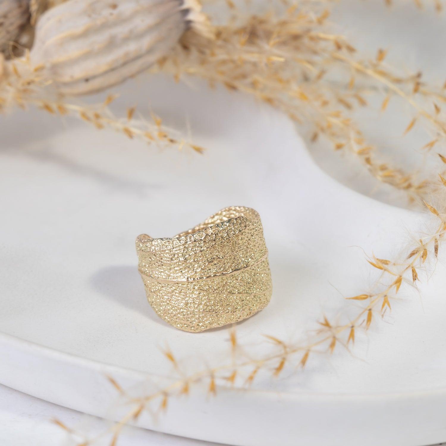14K Gold Sage Ring for Women - Elegant Dainty Stackable Band - Perfect for Everyday Wear, Gifts & Special Occasions